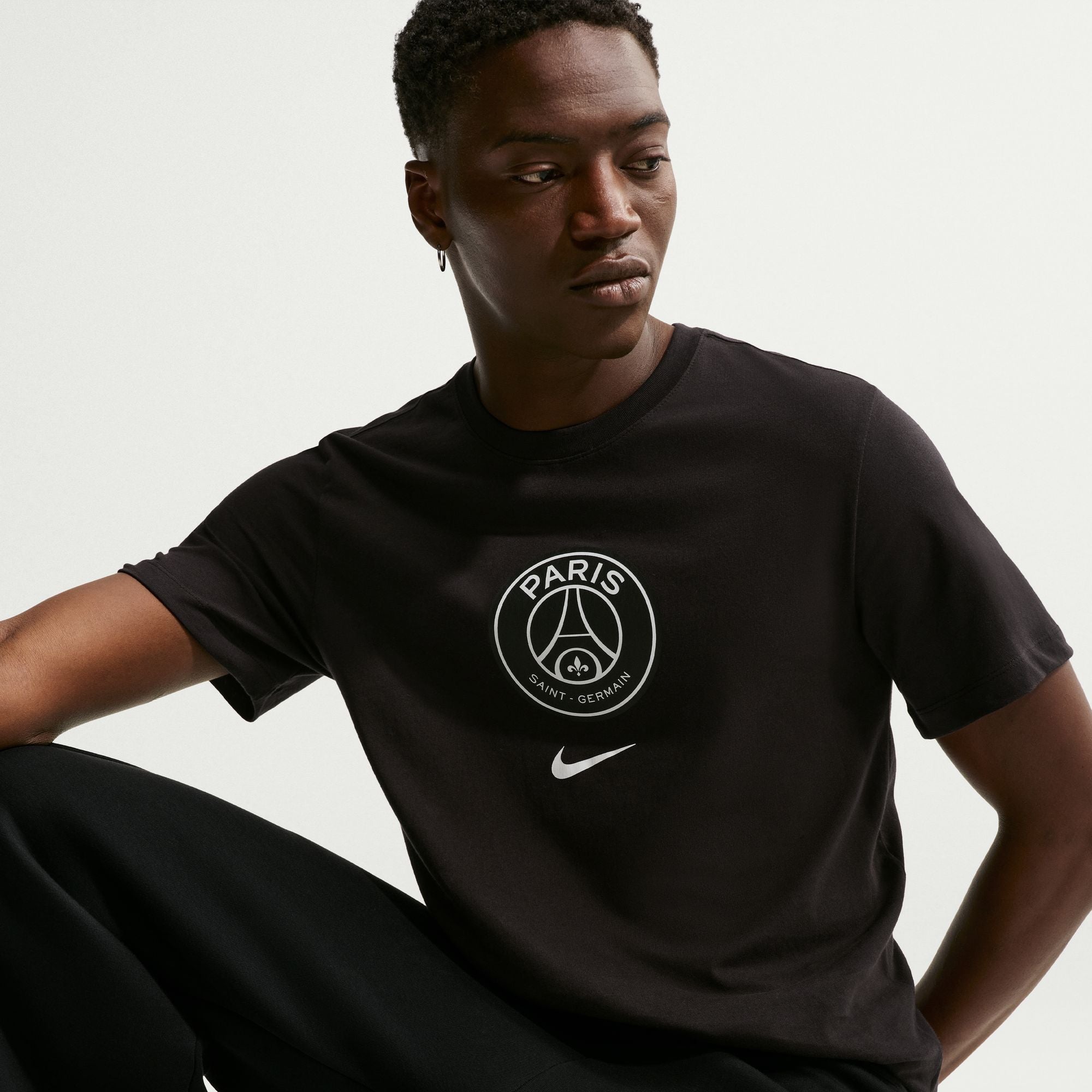 Paris Saint-Germain Men's Nike Football T-Shirt