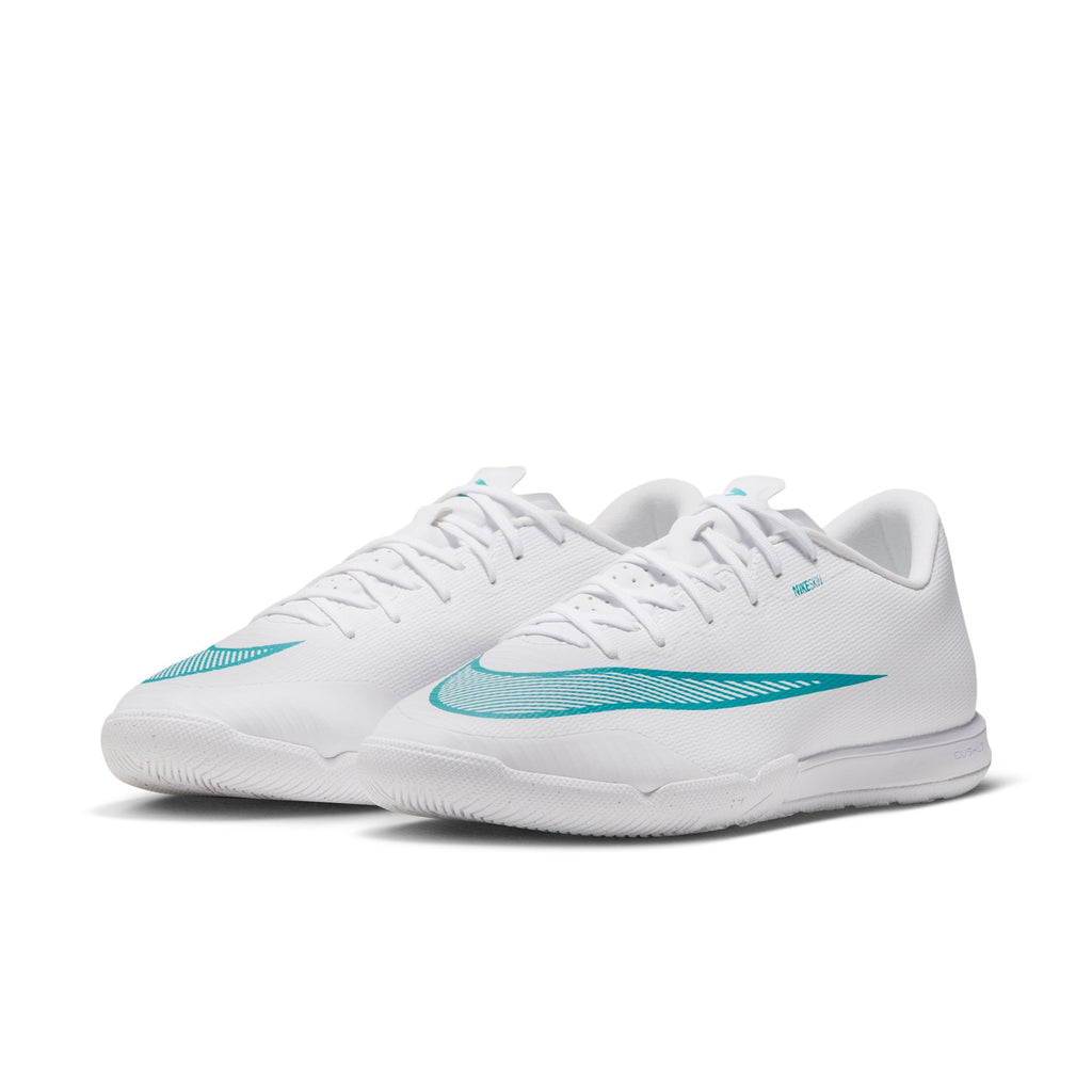 Nike Mercurial Vapor 17 Academy Indoor/Court Low-Top Soccer Shoes