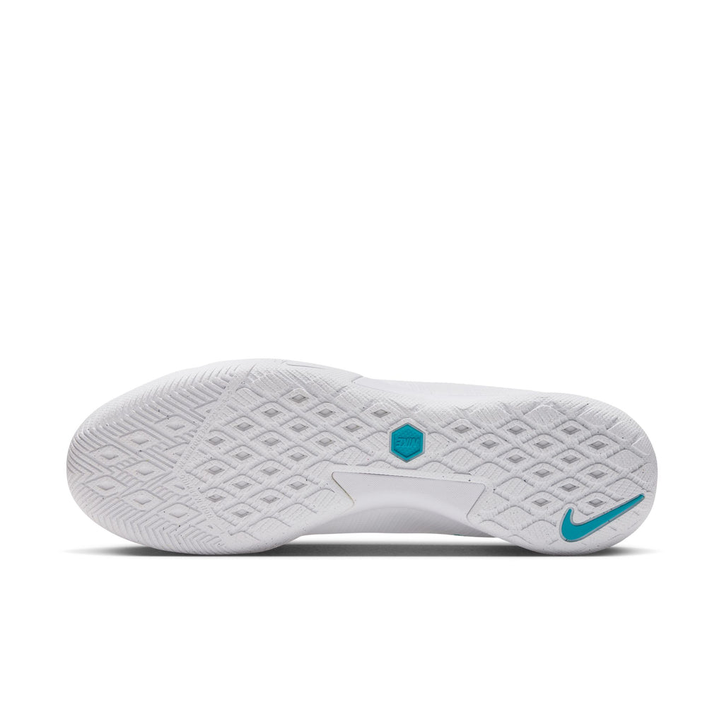 Nike Mercurial Vapor 17 Academy Indoor/Court Low-Top Soccer Shoes