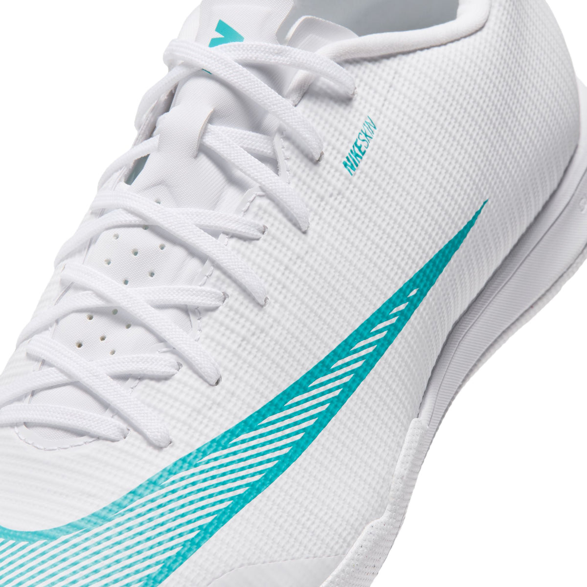 Nike Mercurial Vapor 17 Academy Indoor/Court Low-Top Soccer Shoes