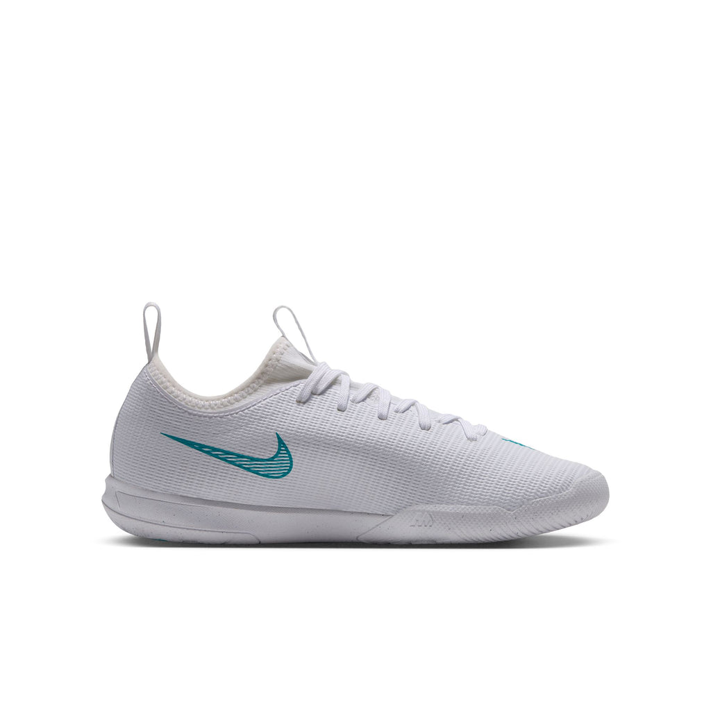 Nike Jr. Mercurial Vapor 17 Academy Big Kids' Indoor/Court Low-Top Soccer Shoes