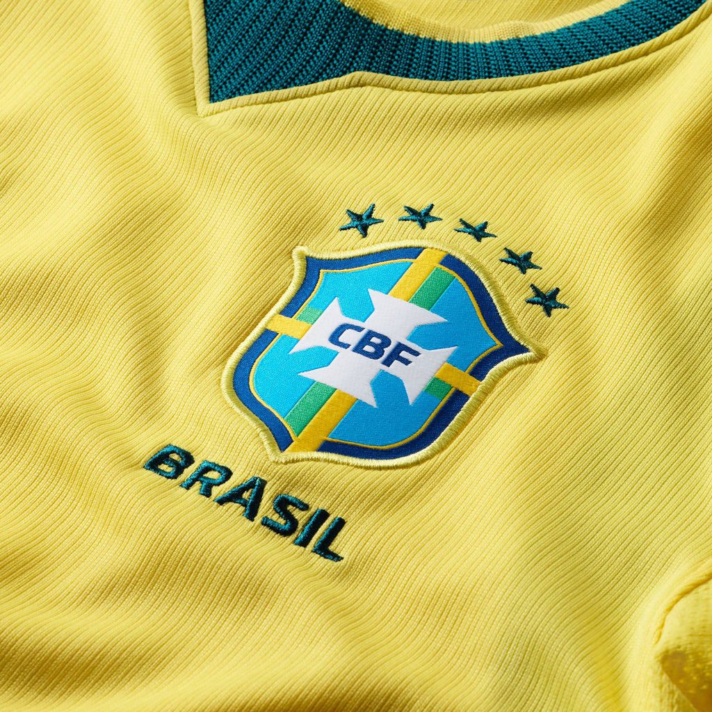 Brazil 2026 Stadium Home Big Kids' Nike Dri-FIT Soccer Replica Jersey