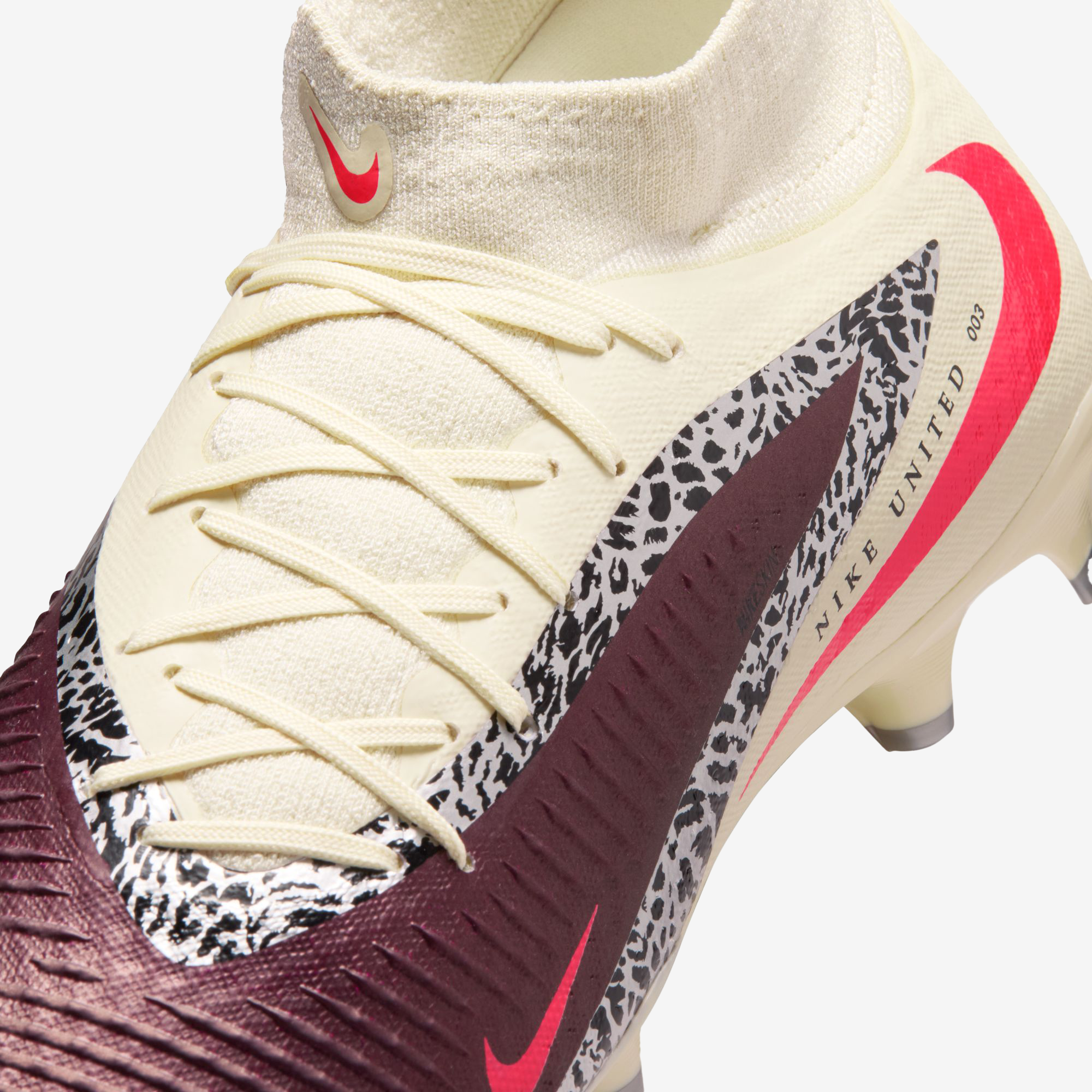 Nike United Phantom 6 High Academy Multi-Ground Soccer Cleats