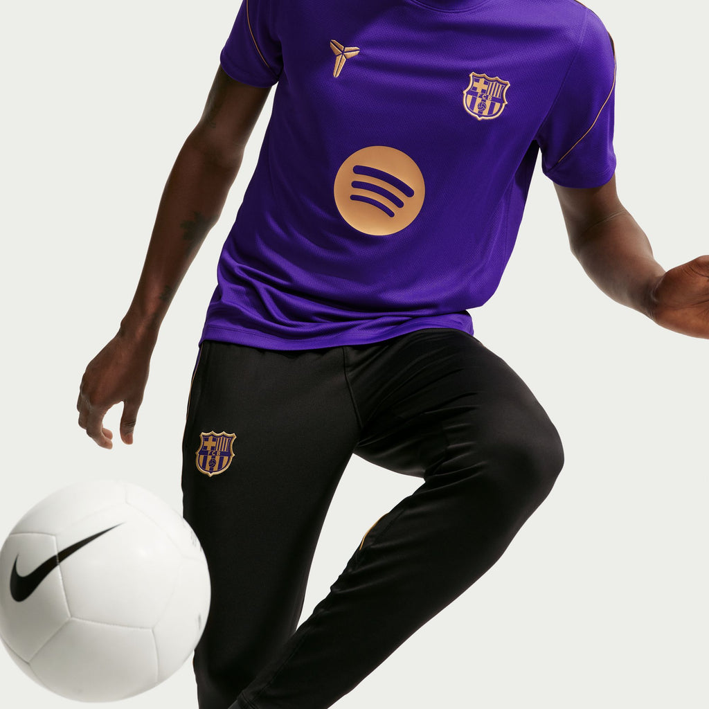 FC Barcelona Strike Away Men's Kobe Dri-FIT Football Short-Sleeve Top