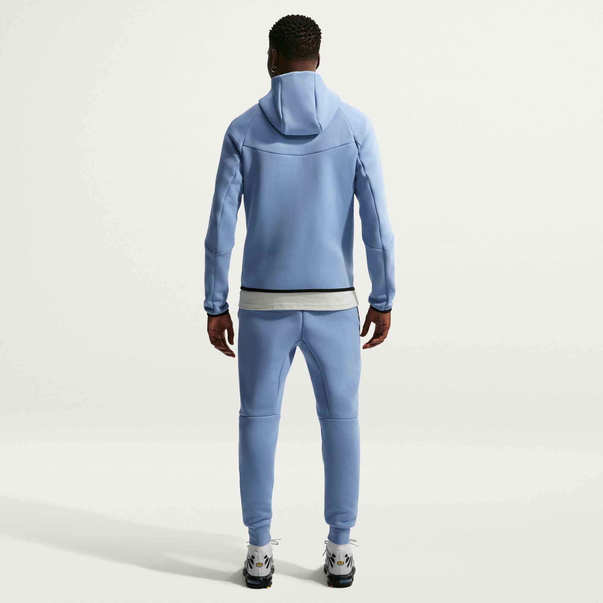 England Tech Fleece Windrunner Men's Nike Soccer Full-Zip Hoodie
