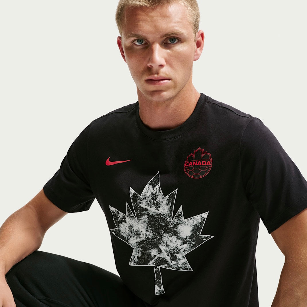 Canada Nike Fanwear Collection Men's Soccer Cotton Short-Sleeve T-Shirt