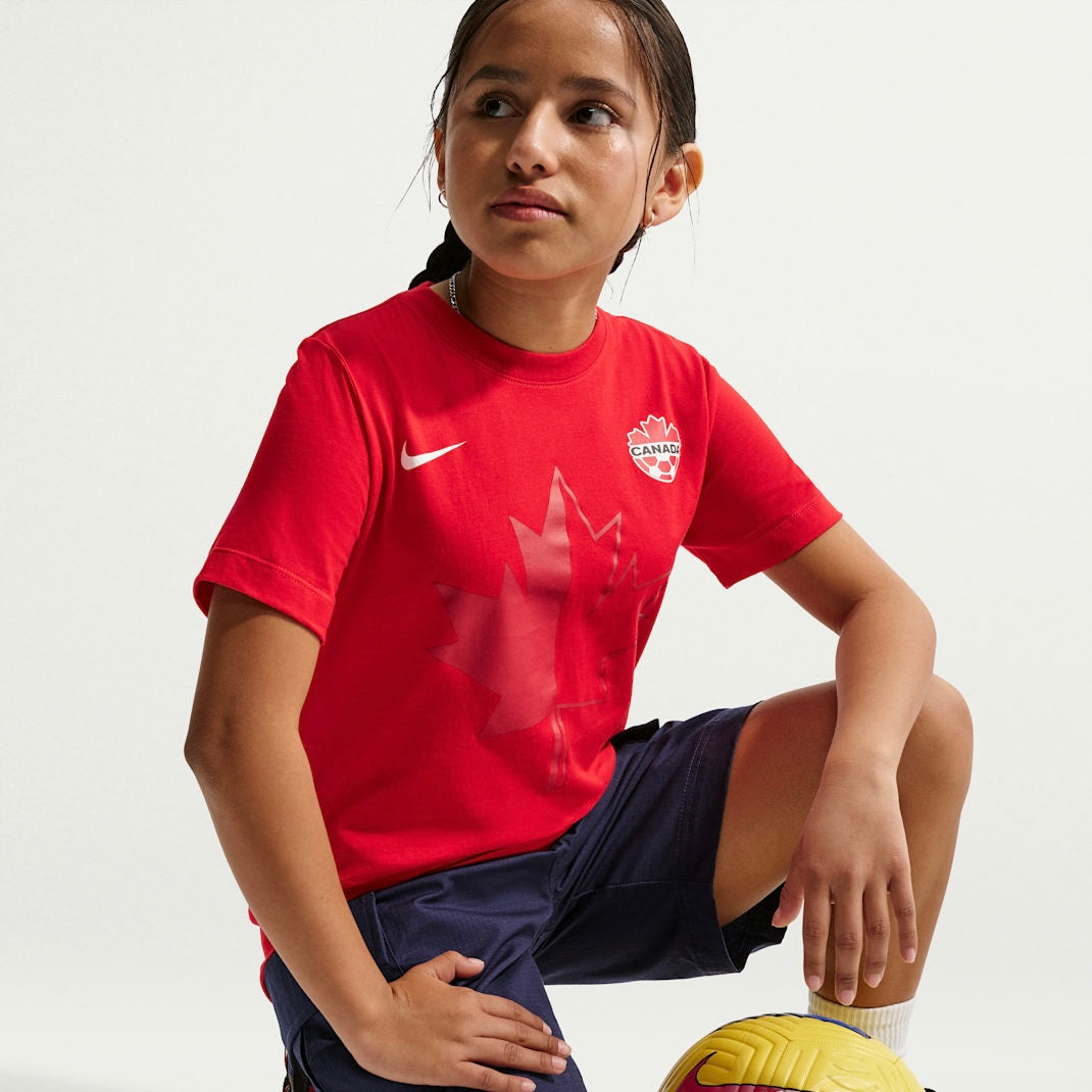 Canada Nike Fanwear Collection Big Kids’ Soccer Cotton Short-Sleeve T-Shirt