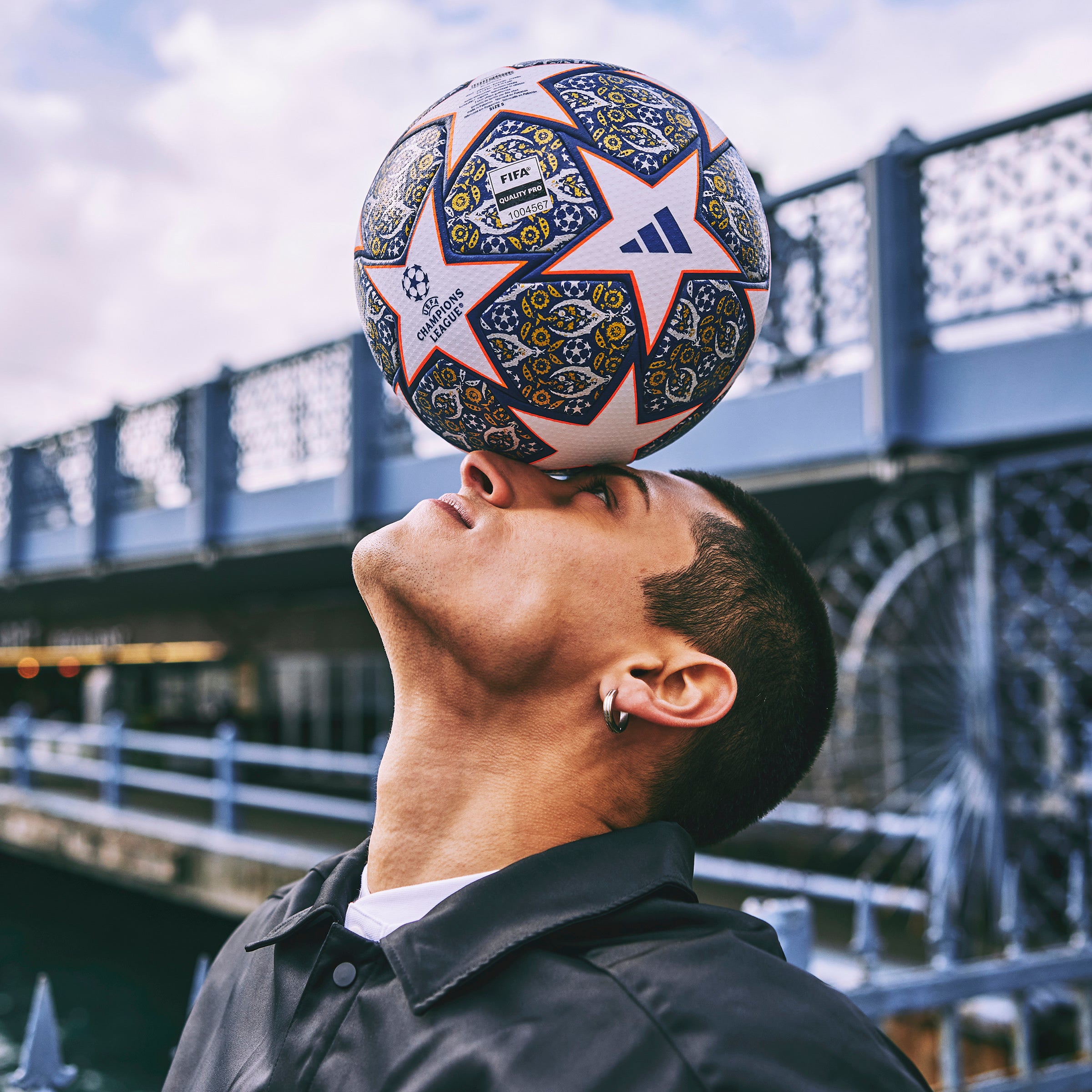 adidas UEFA Champions League 22/23 Istanbul Pro Ball