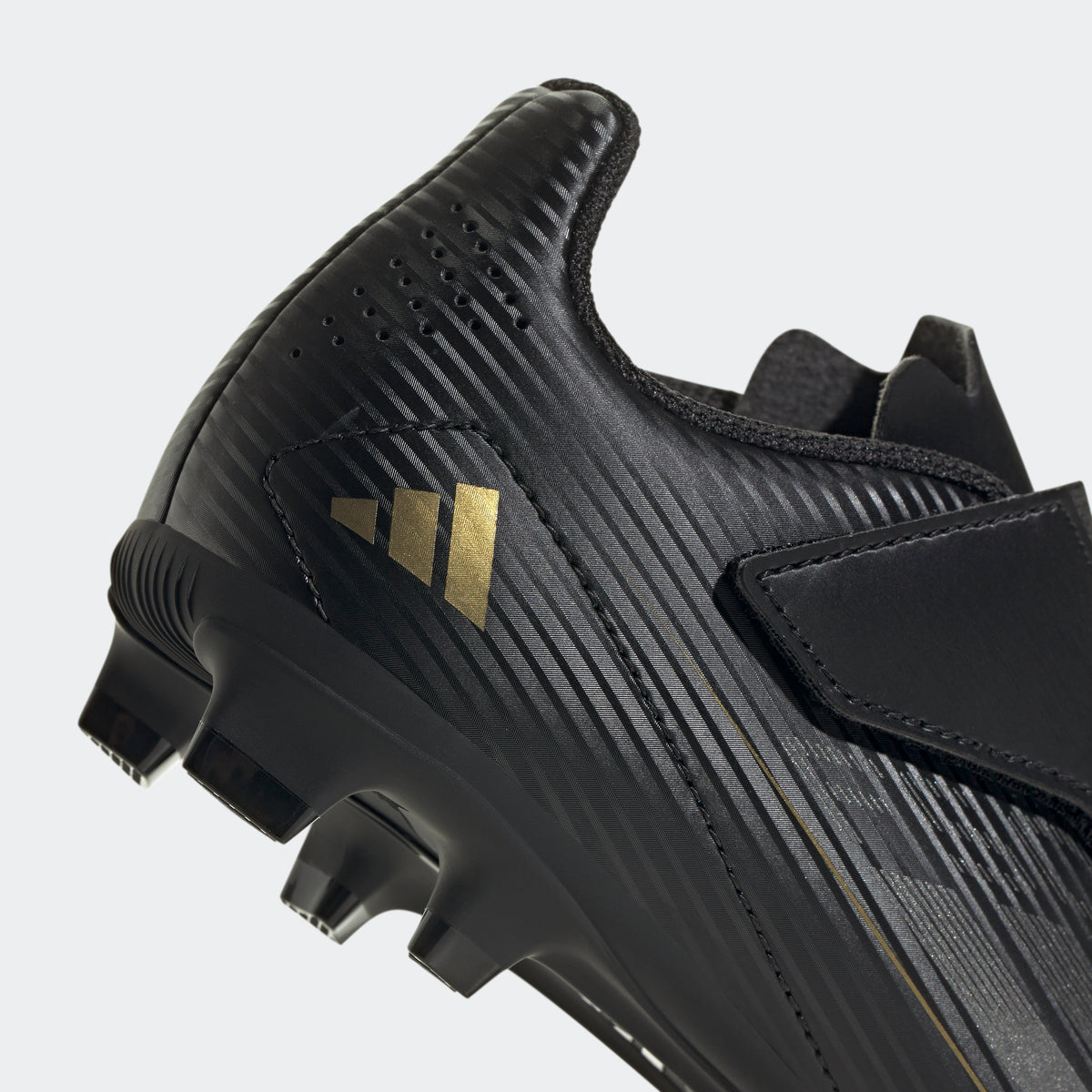 adidas F50 Club Hook-and-Loop Flexible-Ground Boots Kids