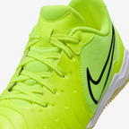 Nike Jr. Tiempo Legend 10 Club Younger/Older Kids' Indoor/Court Low-Top Soccer Shoes