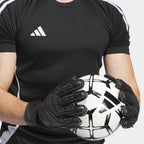 adidas Predator Match Fingersave Goalkeper Gloves