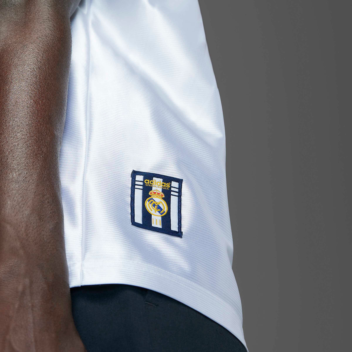 adidas Real Madrid 99/00 Home Jersey
