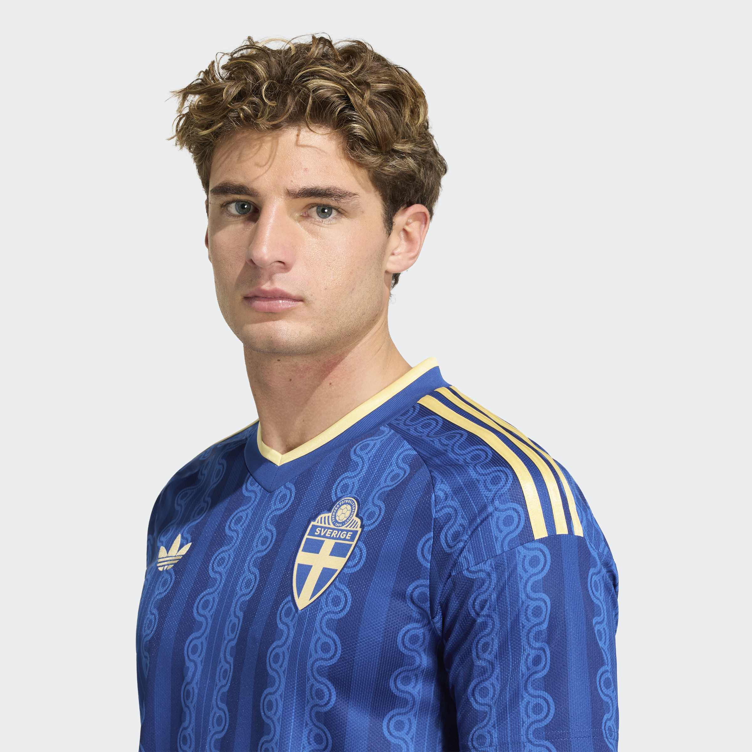 adidas Sweden 26 Away Jersey