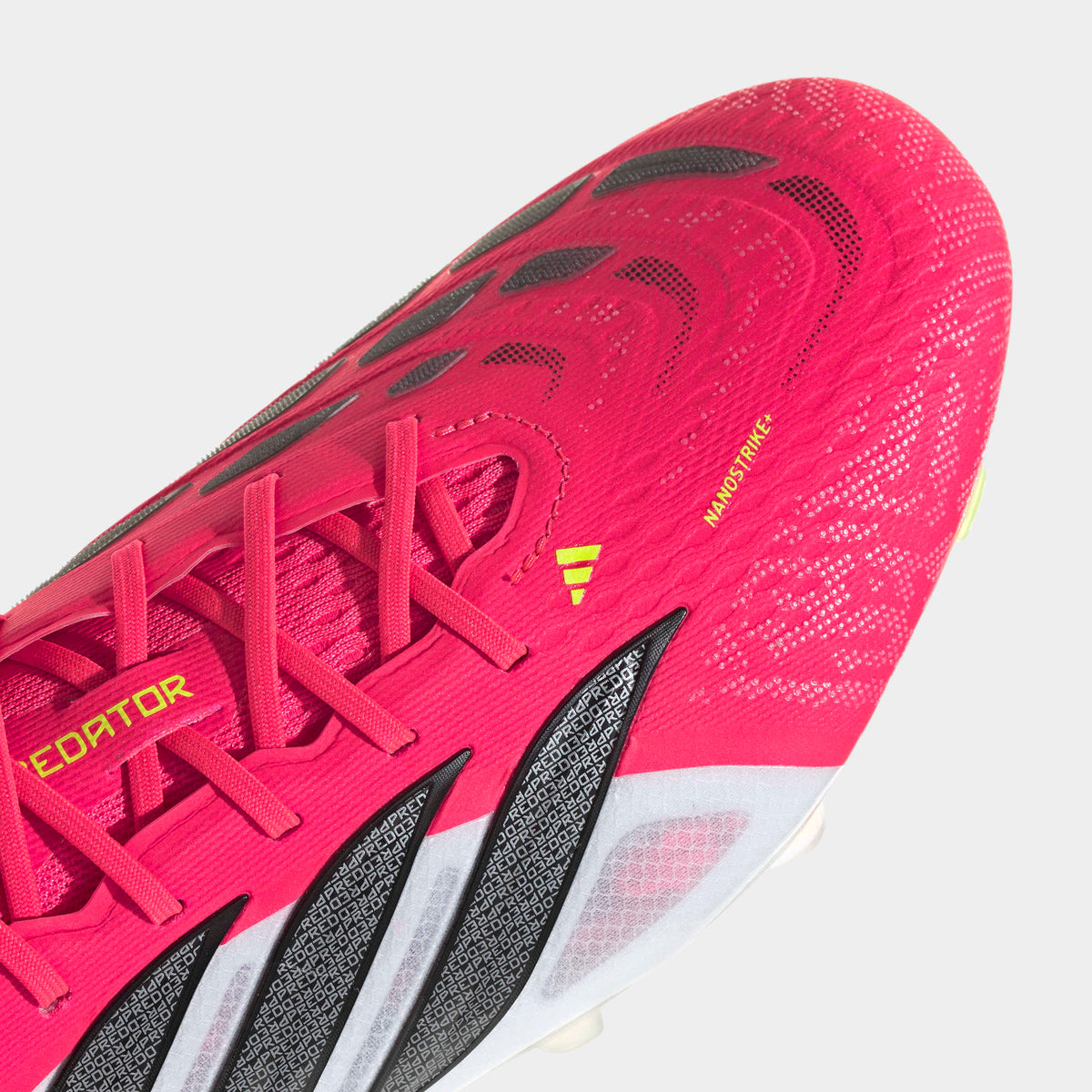 adidas PREDATOR ELITE Firm Ground Soccer Cleats
