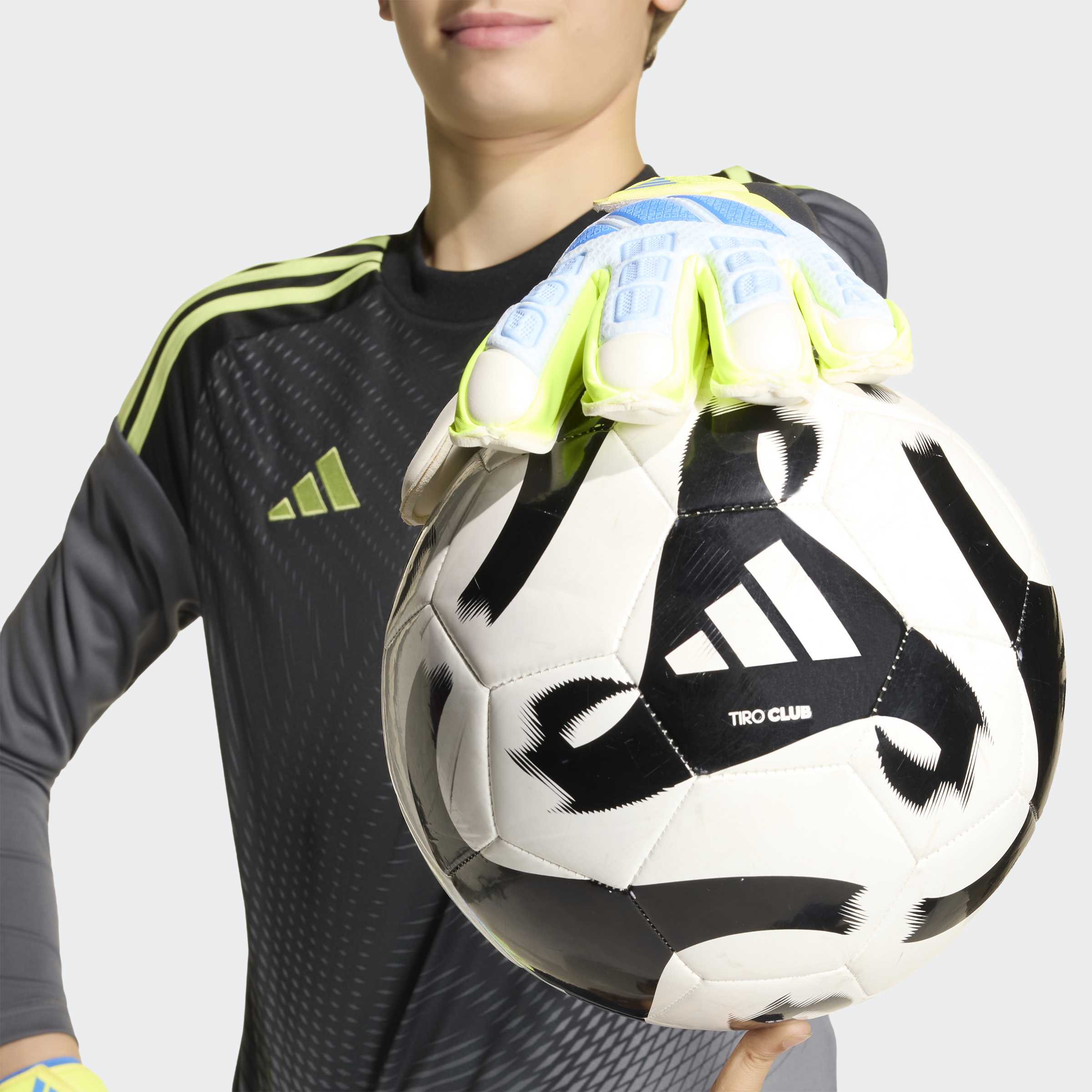 adidas PREDATOR GOALKEEPER GLOVE MATCH FINGERSAVE JUNIOR