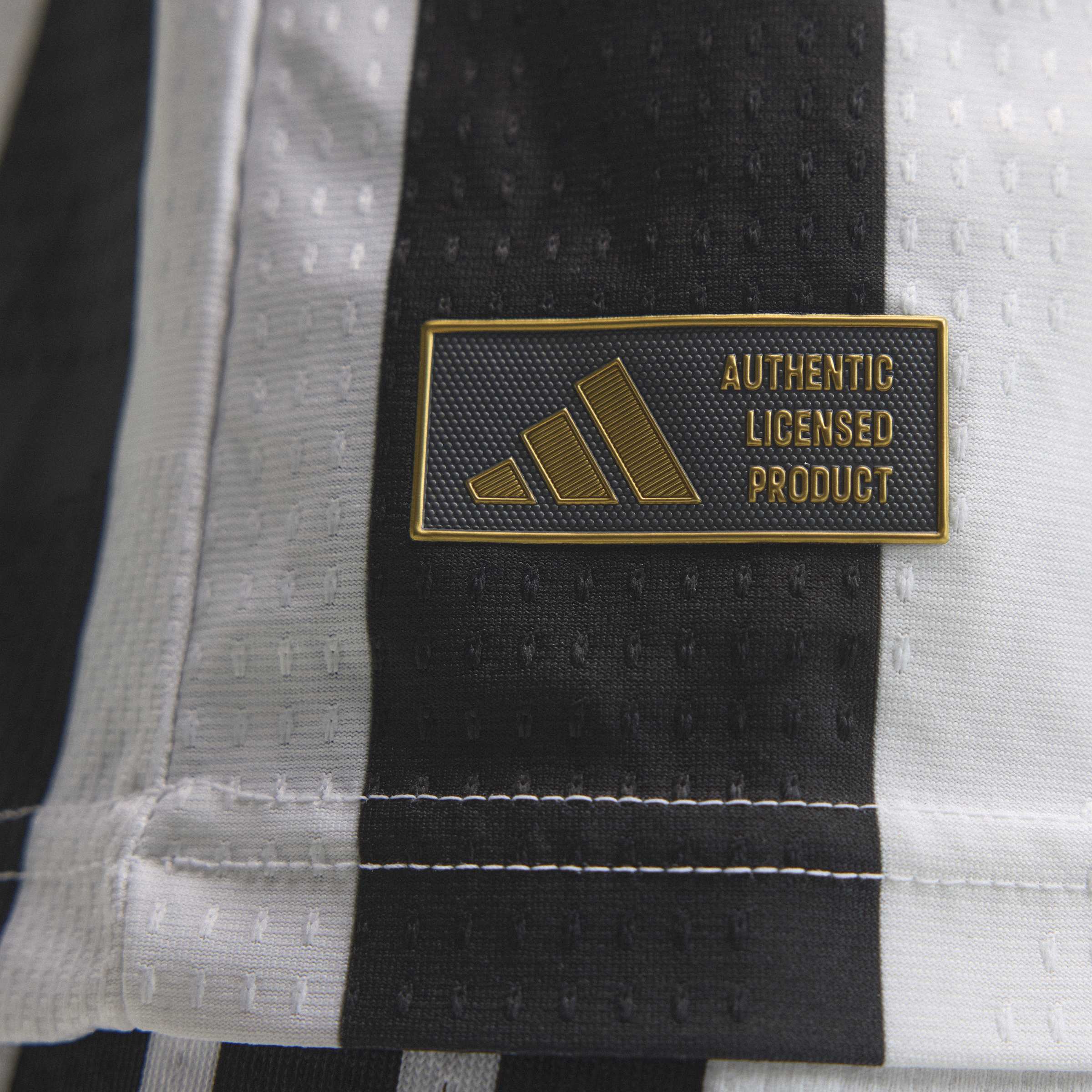 adidas Juventus 26/27 Home Authentic Jersey
