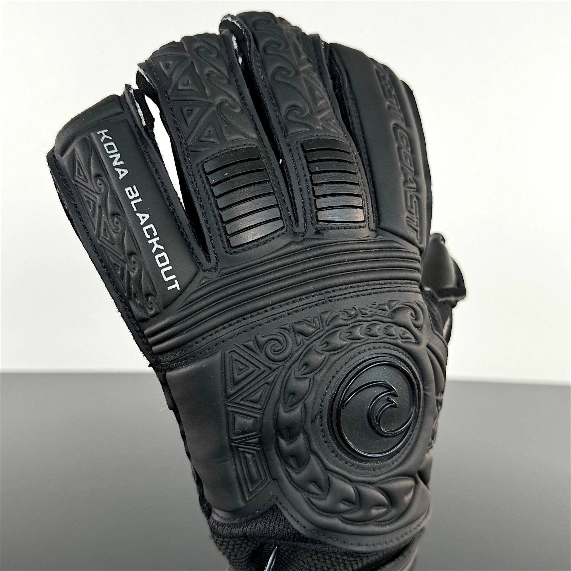West Coast KONA ™ Blackout Edition Goalkeeper Gloves