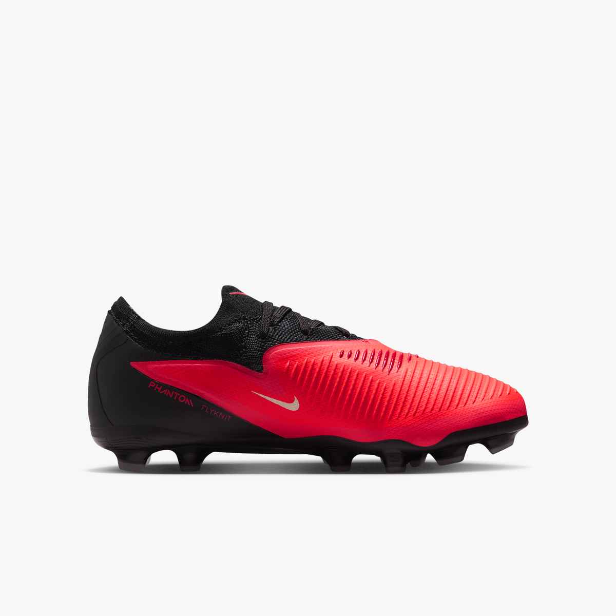 Nike Jr. Phantom 6 Low Pro Big Kids' Multi-Ground Soccer Cleats