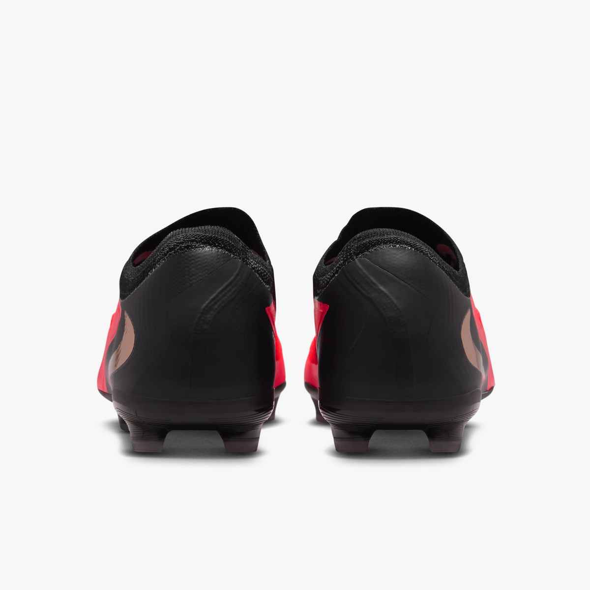 Nike Jr. Phantom 6 Low Pro Big Kids' Multi-Ground Soccer Cleats