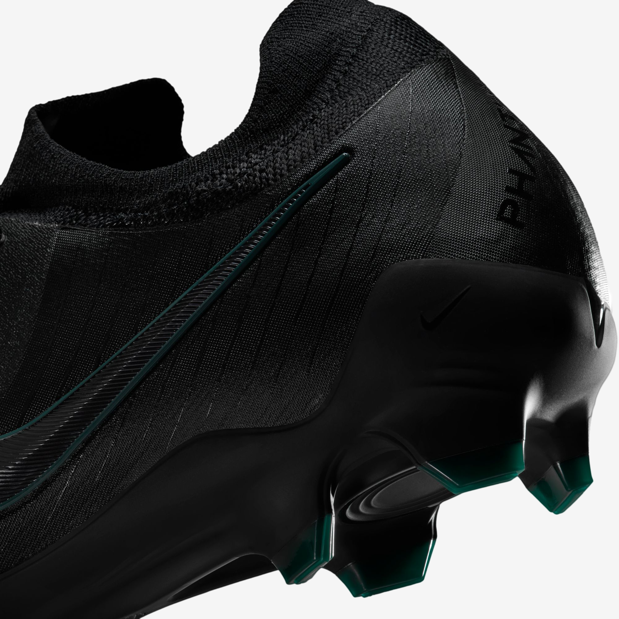 Nike Phantom GX 2 Pro Firm-Ground Low-Top Soccer Cleats