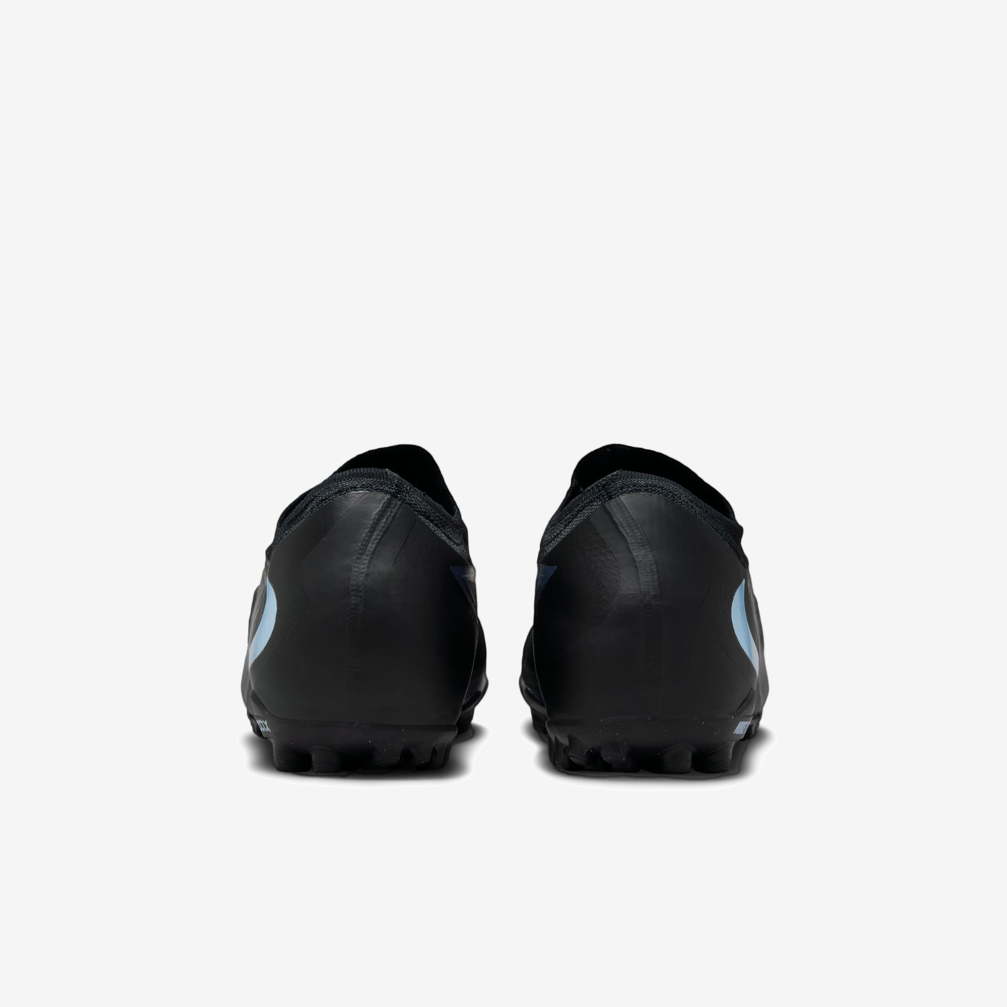 Nike Phantom 6 Low Pro Turf Soccer Shoes