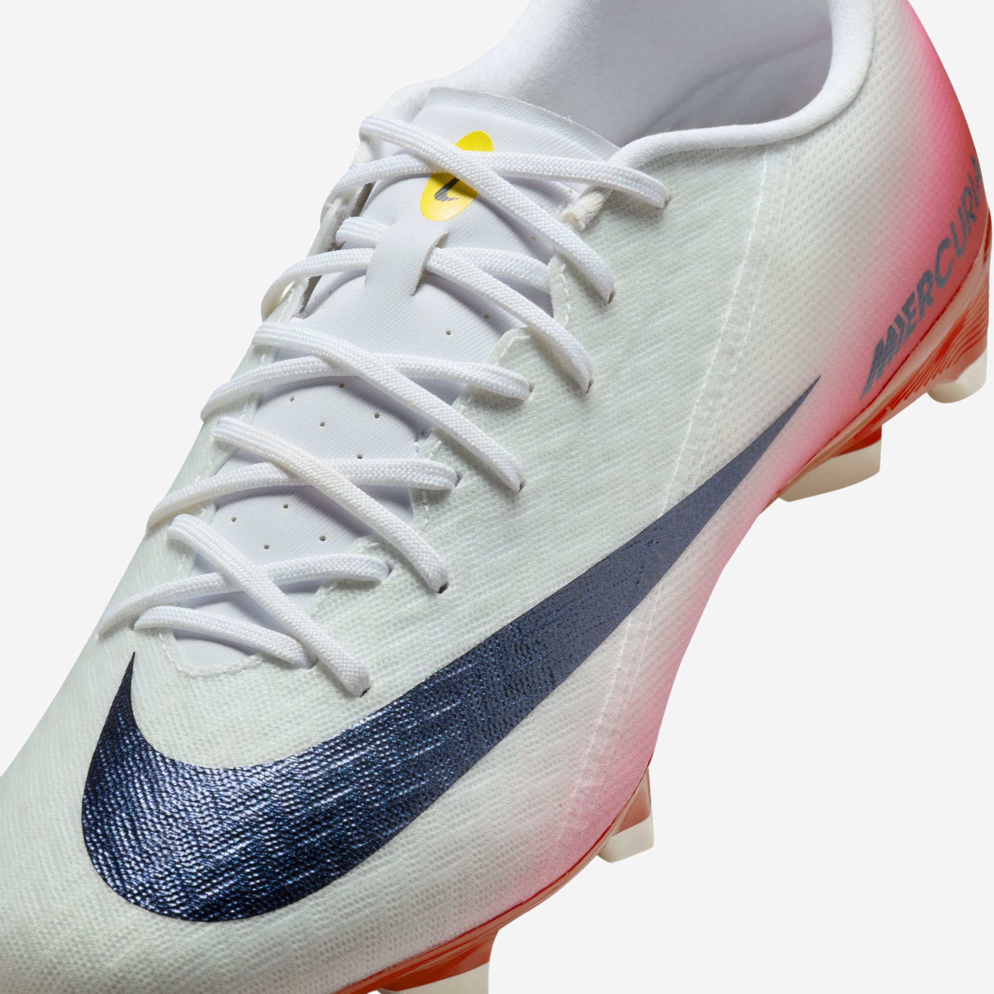 Nike Mercurial Vapor 16 Academy LV8 Multi-Ground Low-Top Soccer Cleats