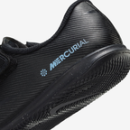 Nike Jr. Mercurial Vapor 16 Club Little Kids' Indoor/Court Low-Top Soccer Shoes