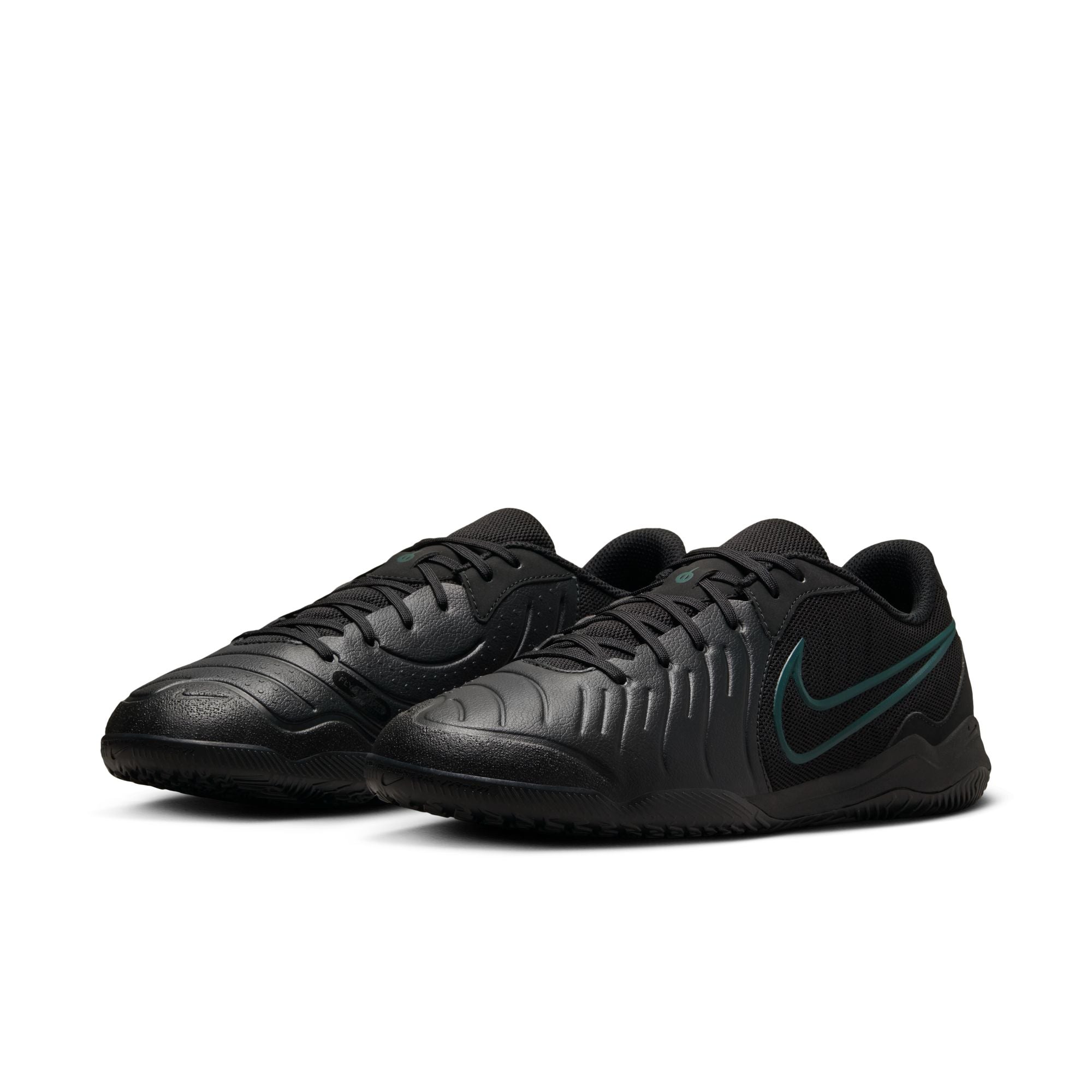 Nike Tiempo Legend 10 Academy Indoor-Court Low-Top Soccer Shoes