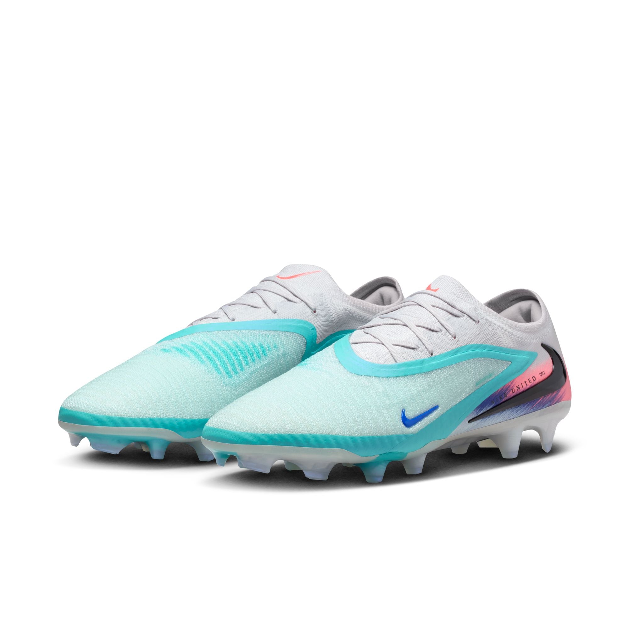 Nike United Phantom 6 Low Elite Firm-Ground Soccer Cleats