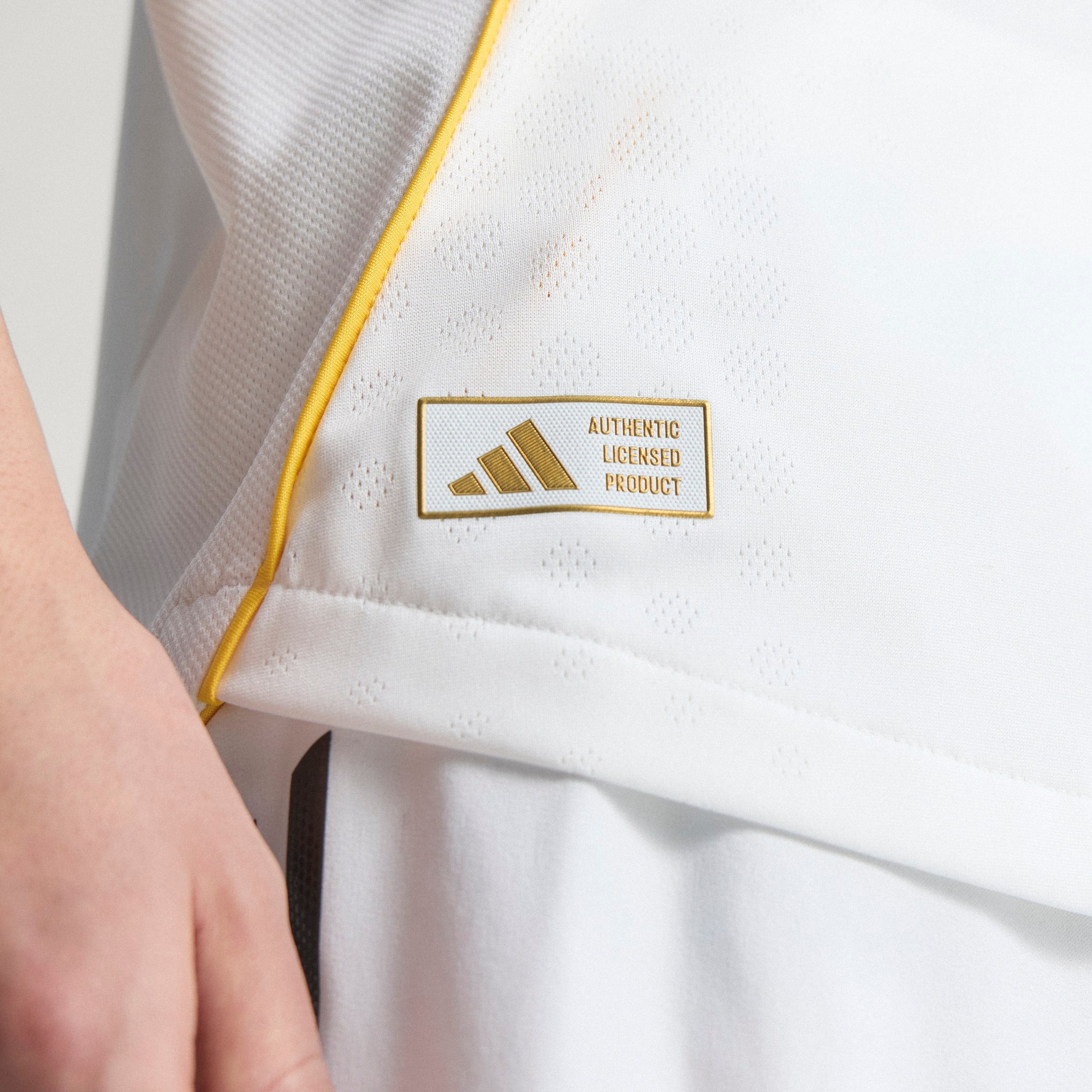 adidas Real Madrid 25/26 Home Authentic Jersey
