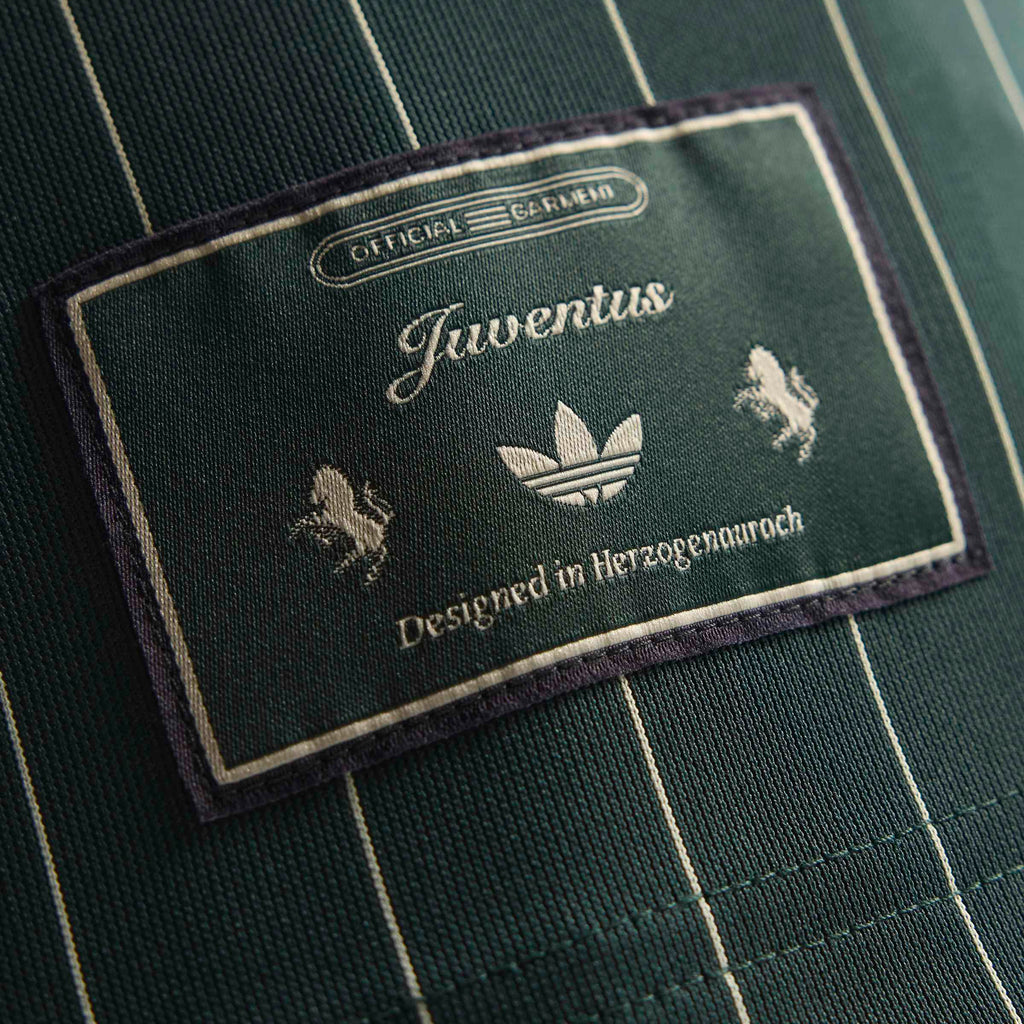 adidas Juventus Terrace Icons Jersey (Gender Neutral)