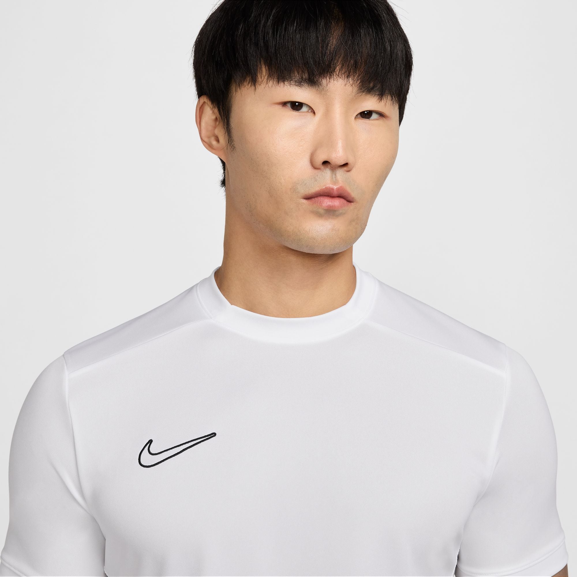 Nike Academy Men's Dri-FIT Short-Sleeve Soccer Top