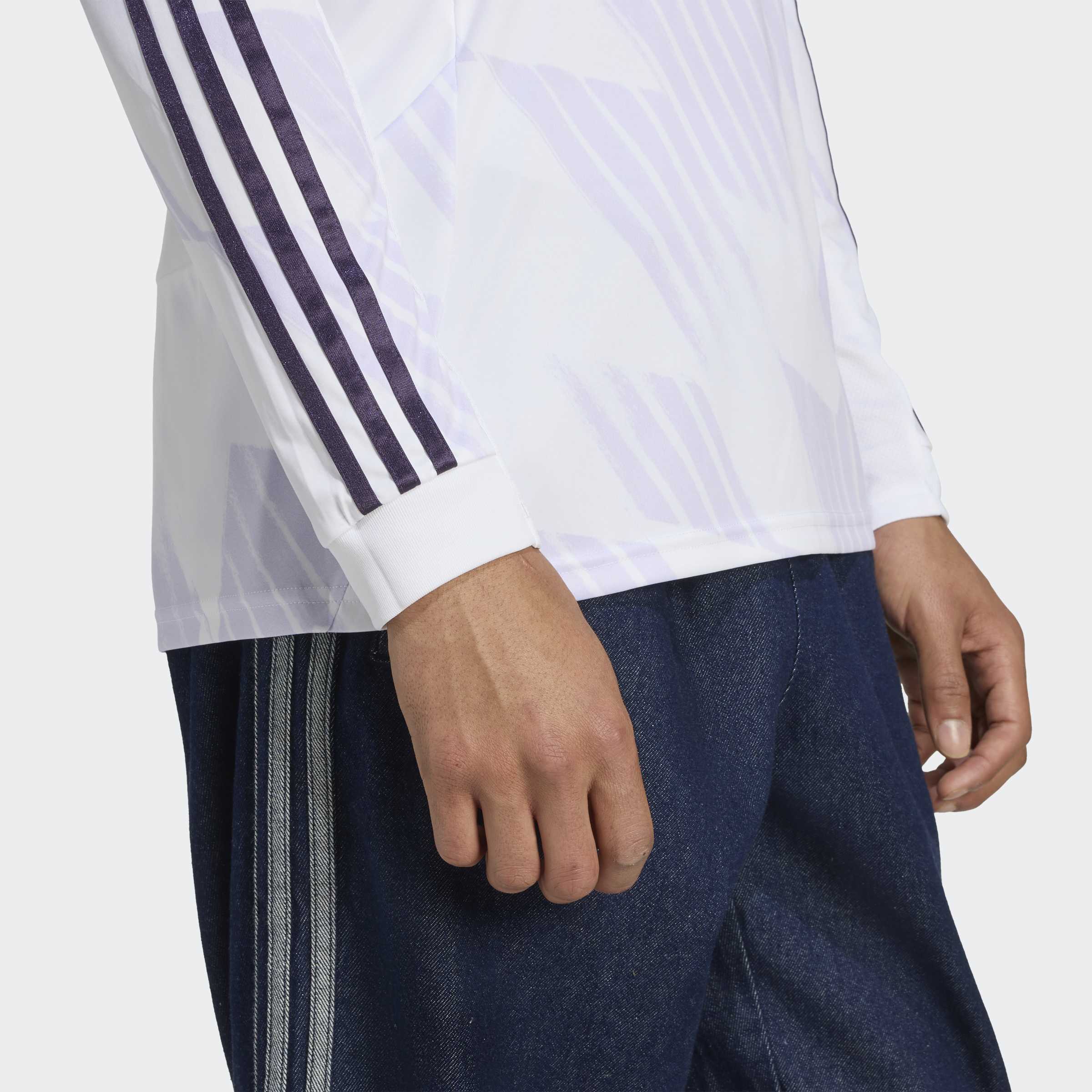 adidas Manchester United 25/26 Long Sleeve Away Jersey