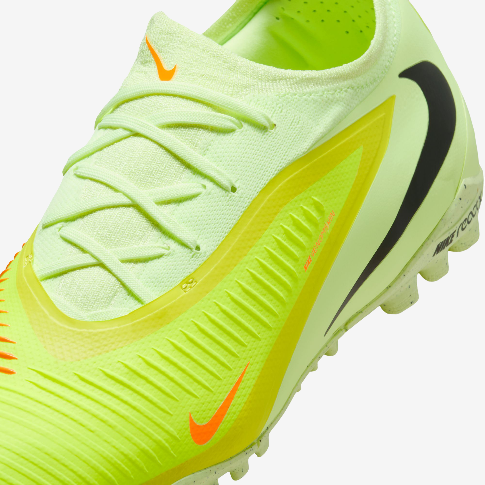 Nike Phantom 6 Low Pro Turf Soccer Shoes