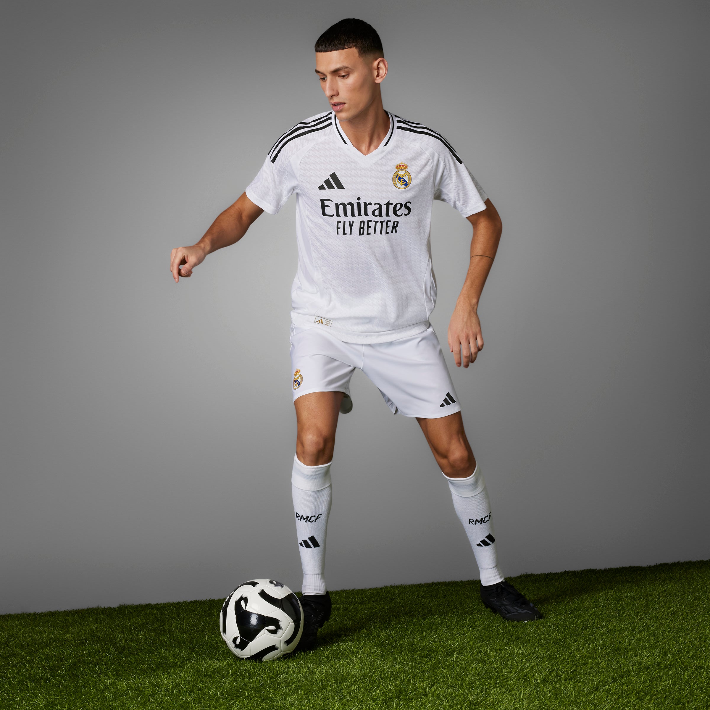 adidas Real Madrid 24/25 Home Authentic Jersey