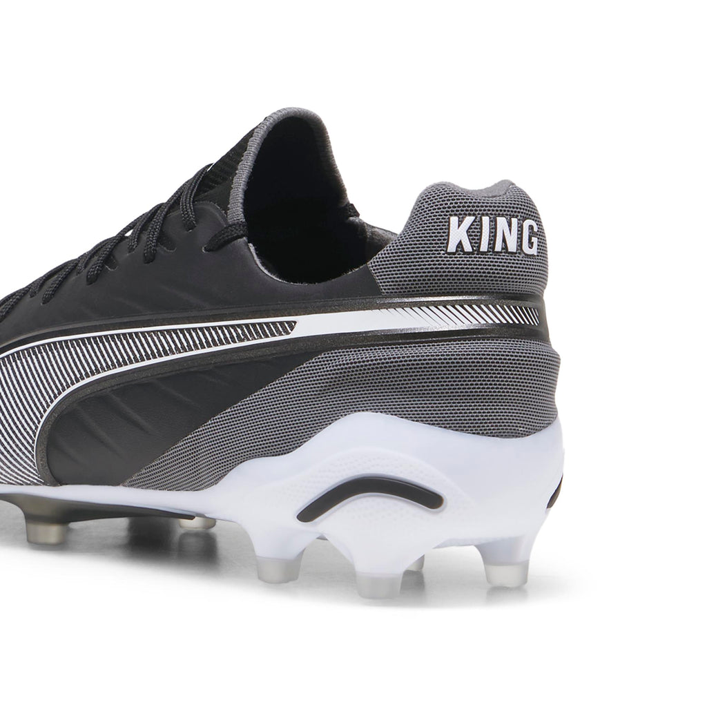 PUMA KING ULTIMATE Firm/Artificial Ground Soccer Cleats