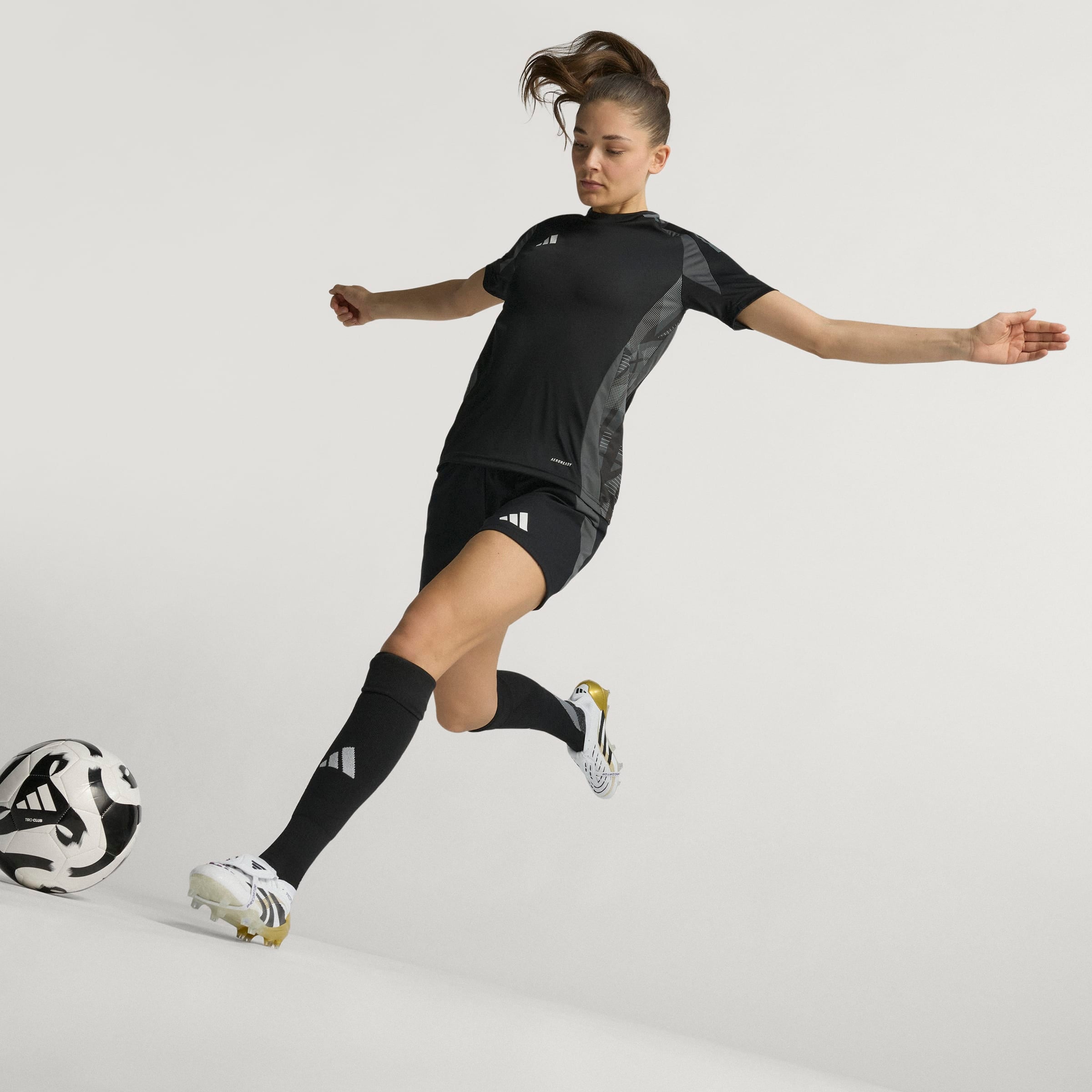 adidas Predator Elite Fold-Over Tongue Firm Ground Boots