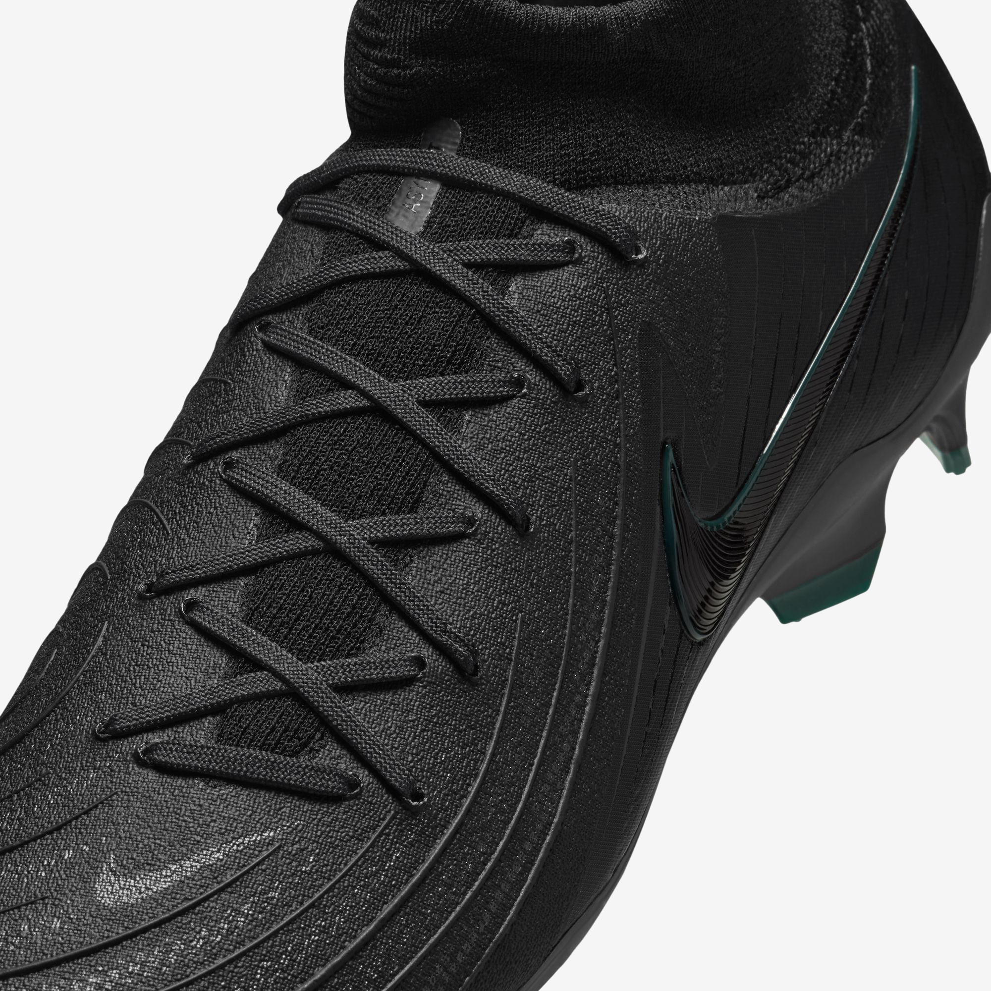 Nike Phantom Luna 2 Pro Firm-Ground High-Top Soccer Cleats