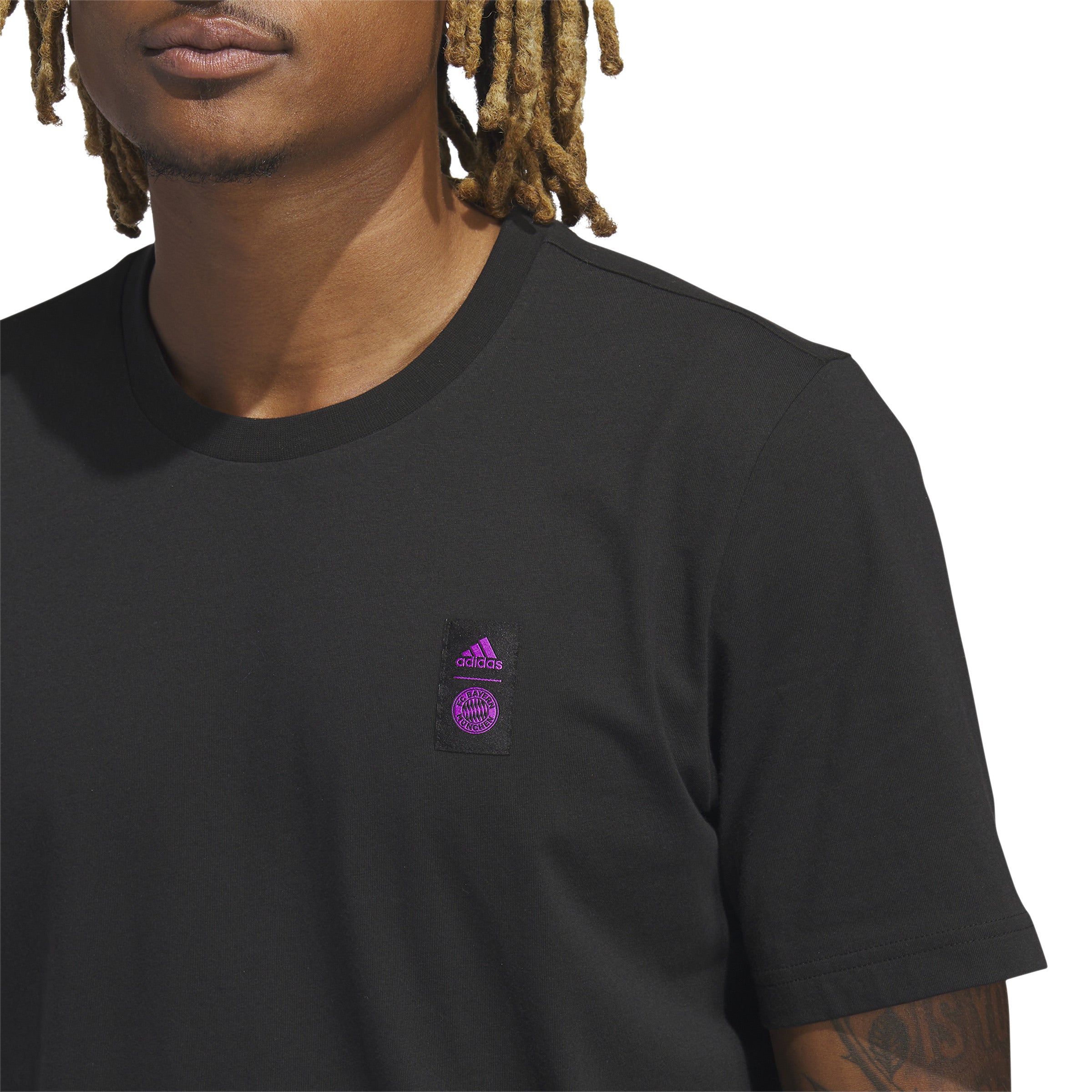 adidas Bayern Munich DNA Graphic T-Shirt