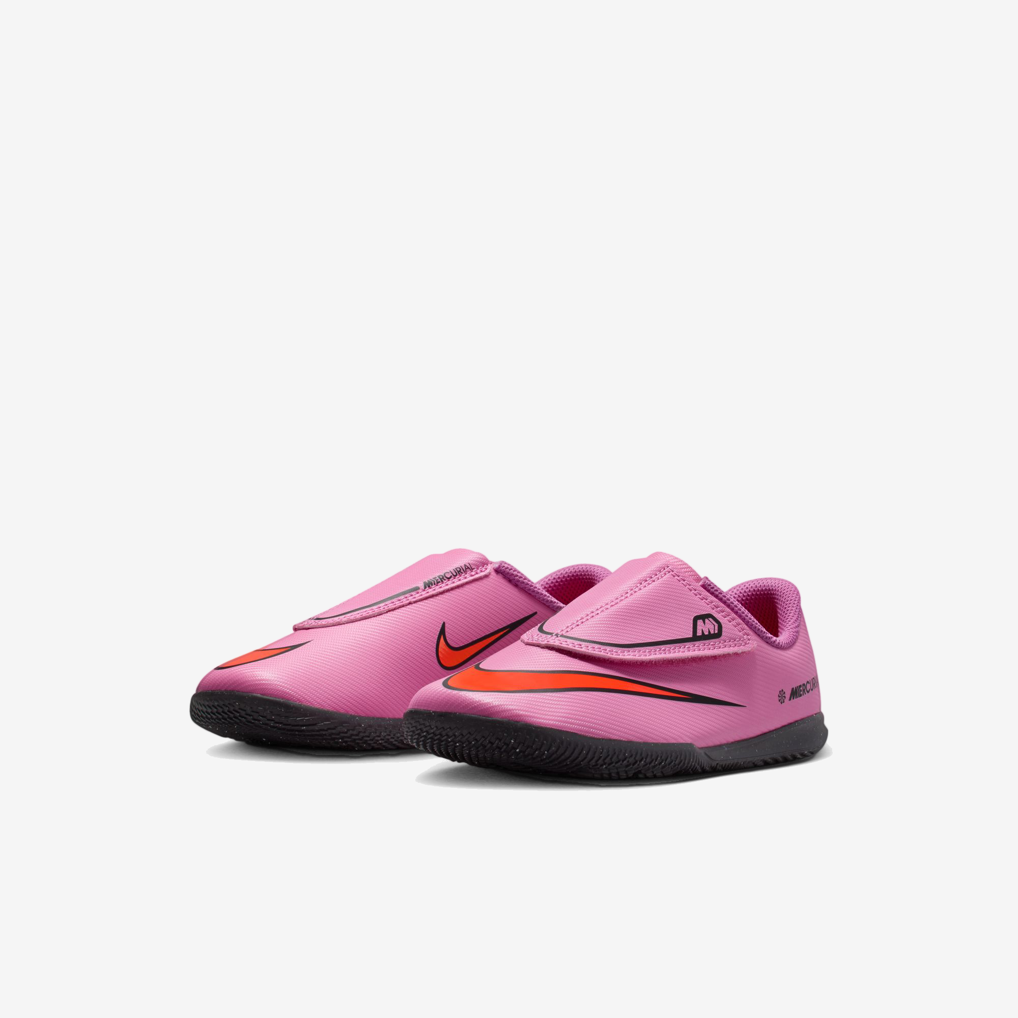 Nike Jr. Mercurial Vapor 16 Club Little Kids' Indoor/Court Low-Top Soccer Shoes