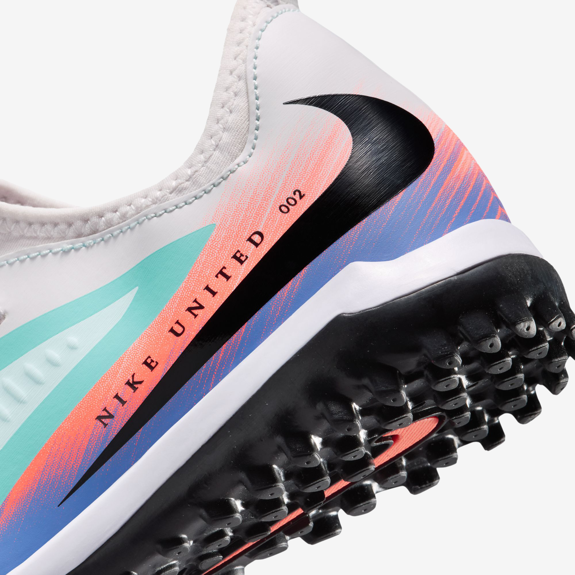 Nike United Jr. Phantom 6 Low Academy Big Kids' Turf Soccer Shoes