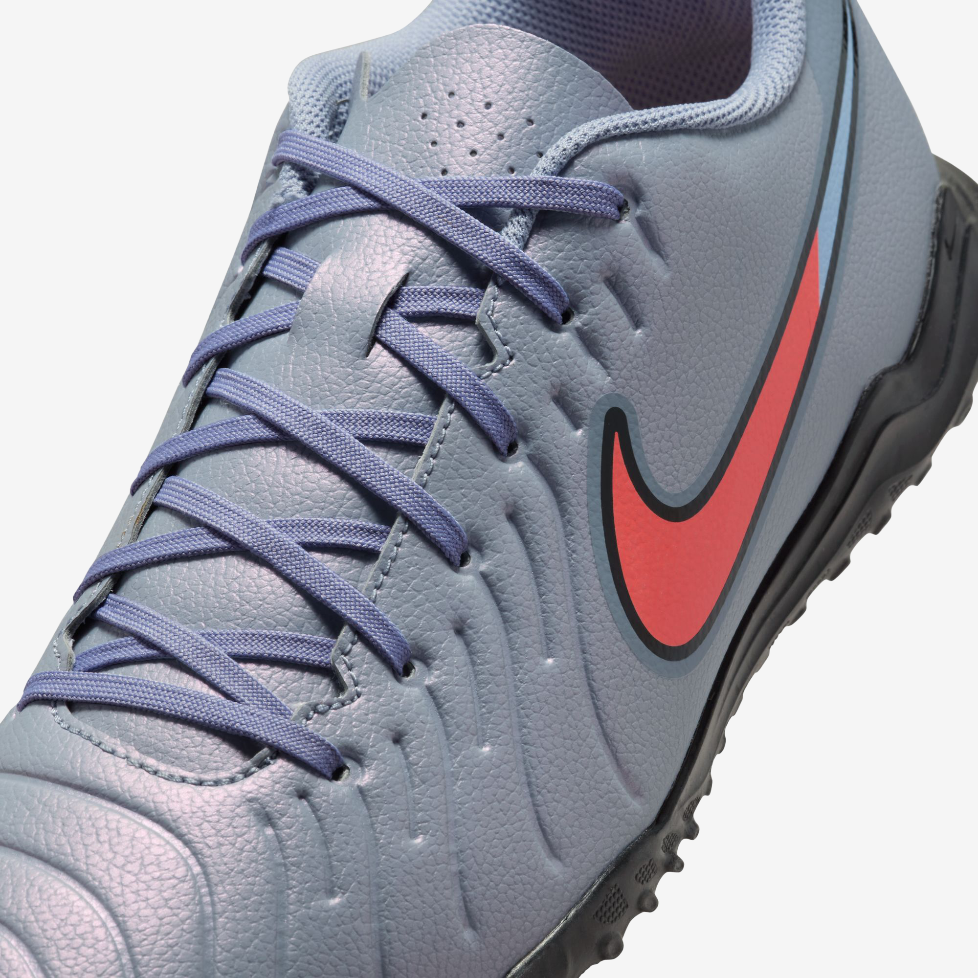 Nike Tiempo Legend 10 Club Turf Low-Top Soccer Shoes