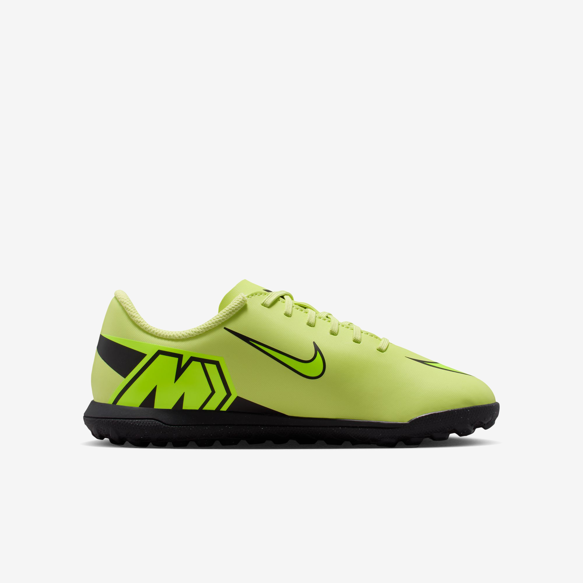 Nike Jr. Mercurial Vapor 16 Club Younger/Older Kids' Turf Low-Top Soccer Shoes