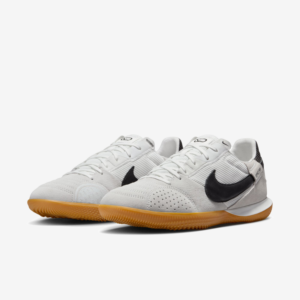 Nike Streetgato Low-Top Soccer Shoes