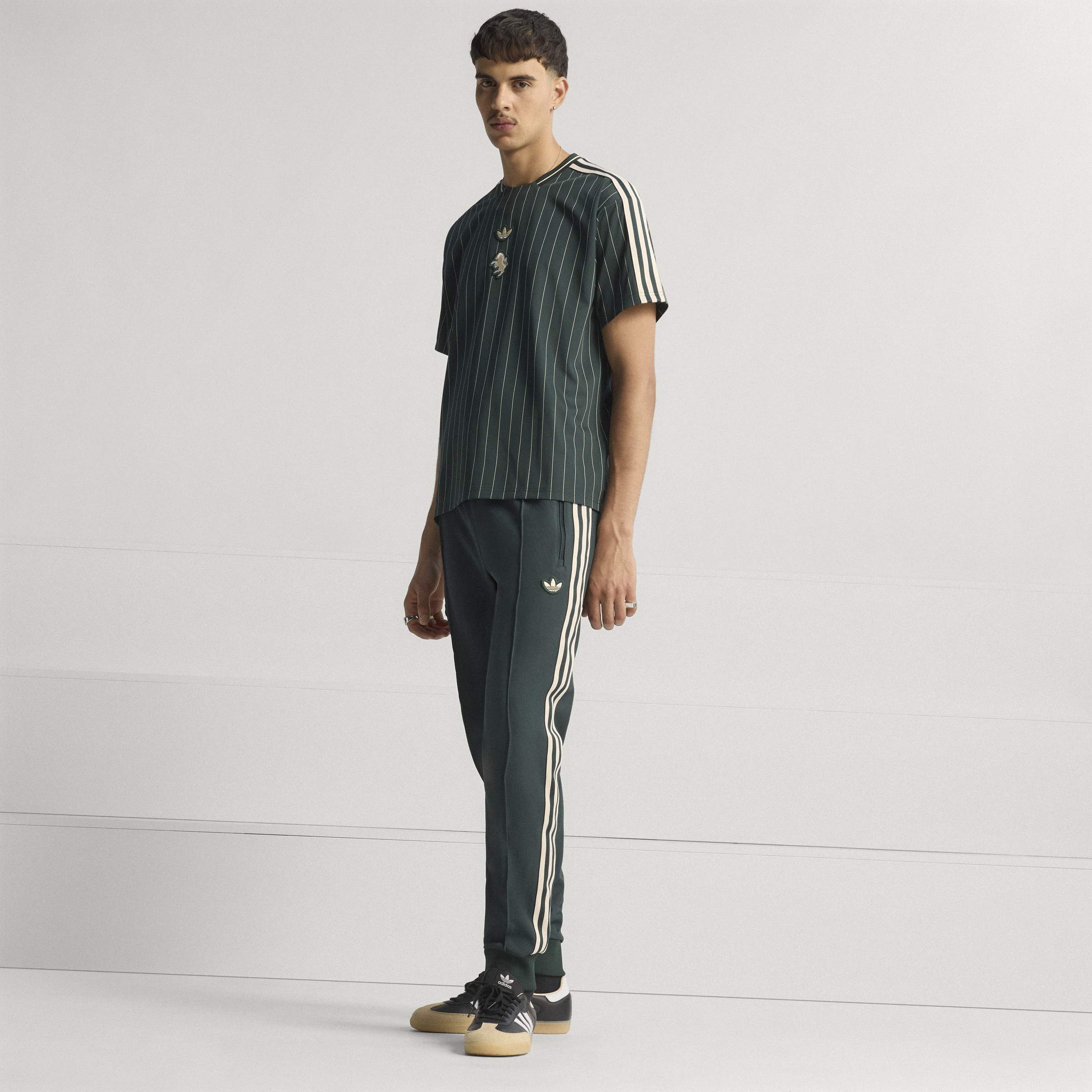 adidas Juventus Terrace Icons Jersey (Gender Neutral)