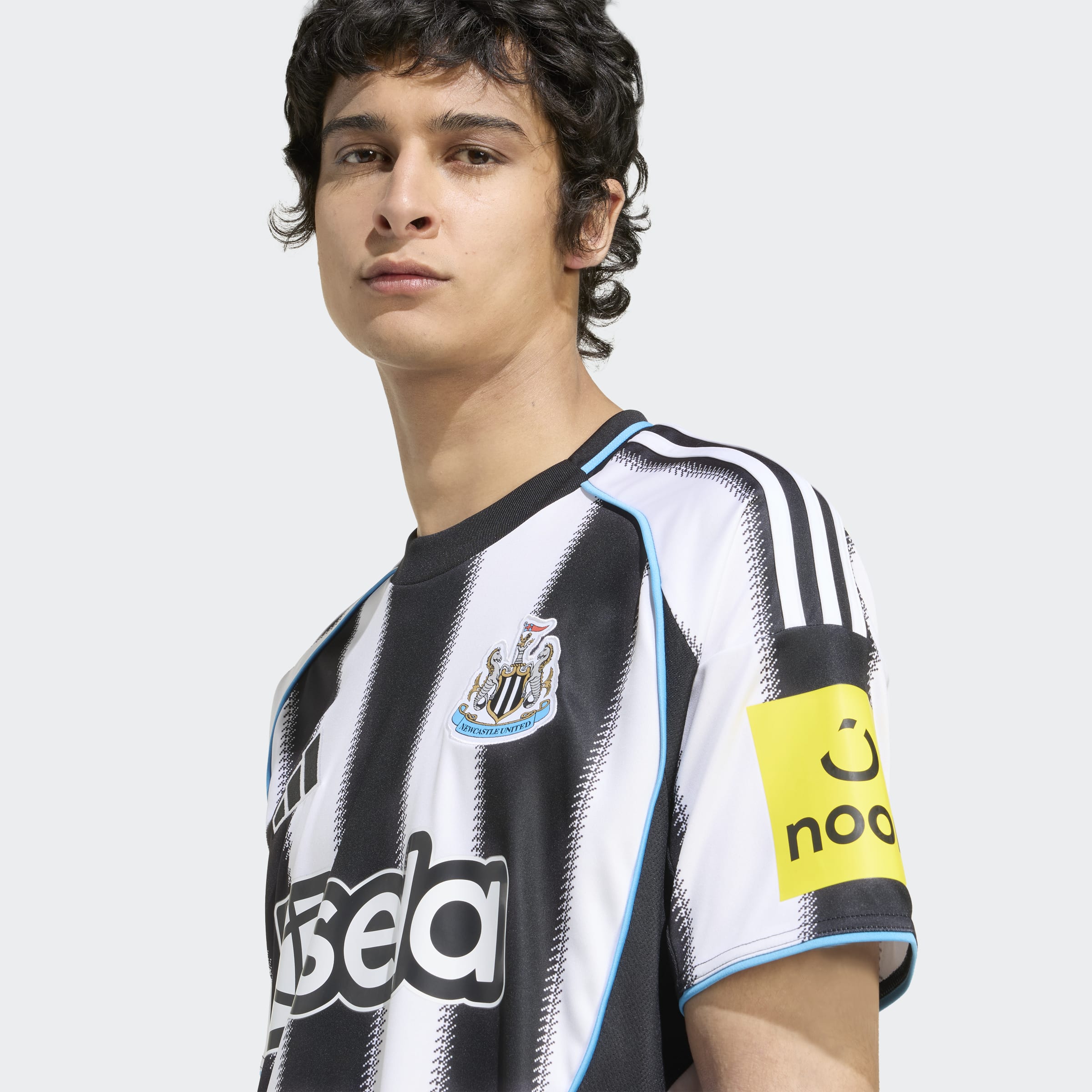 adidas Newcastle United FC 25/26 Home Jersey