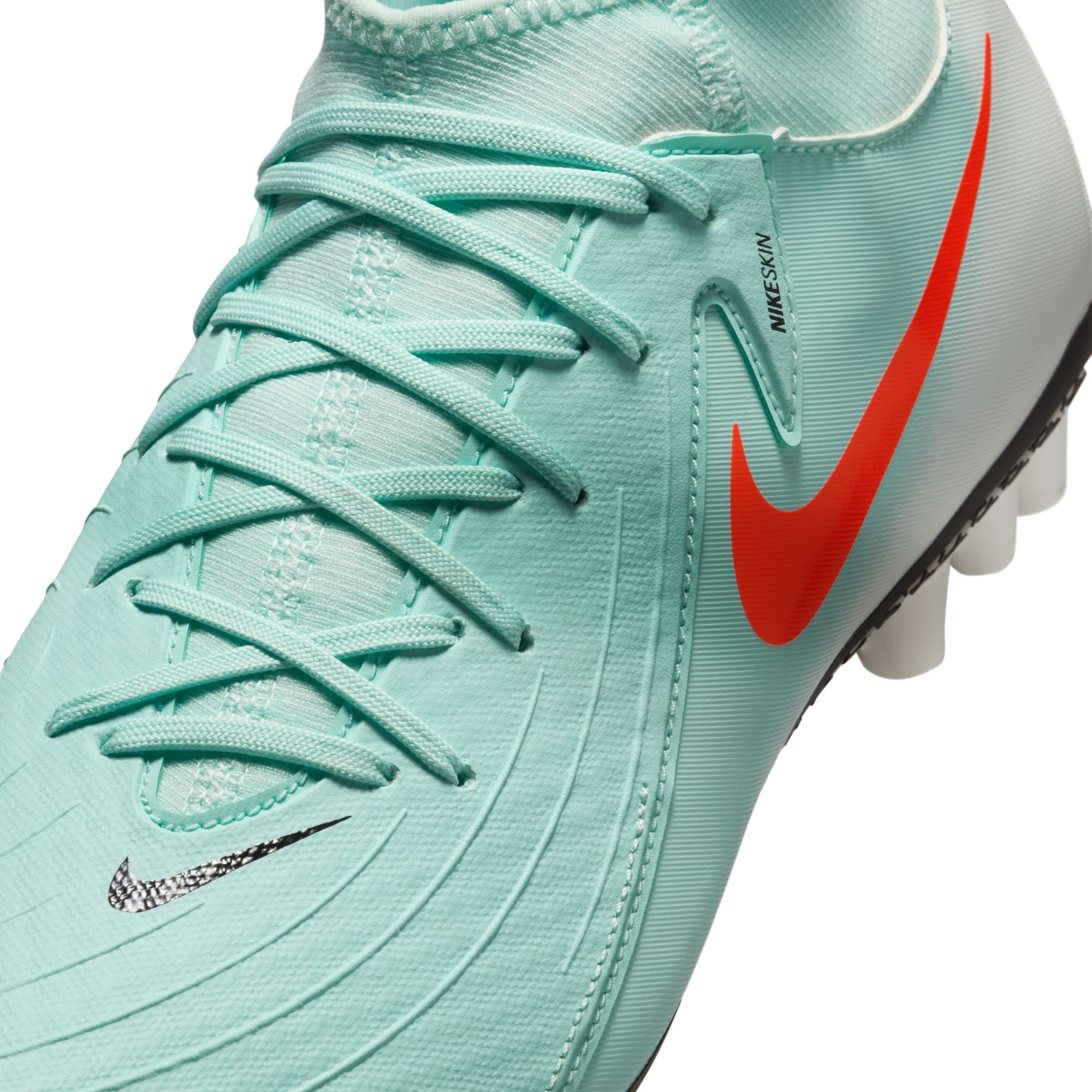 Nike Phantom Luna 2 Academy Artificial-Grass High-Top Cleats