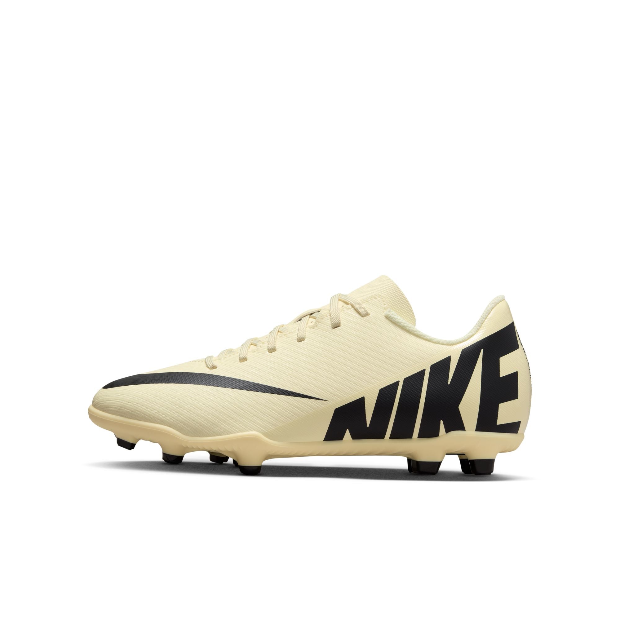 Nike Jr. Mercurial Vapor 15 Club Younger/Older Kids' Multi-Ground Low-Top Soccer Cleats