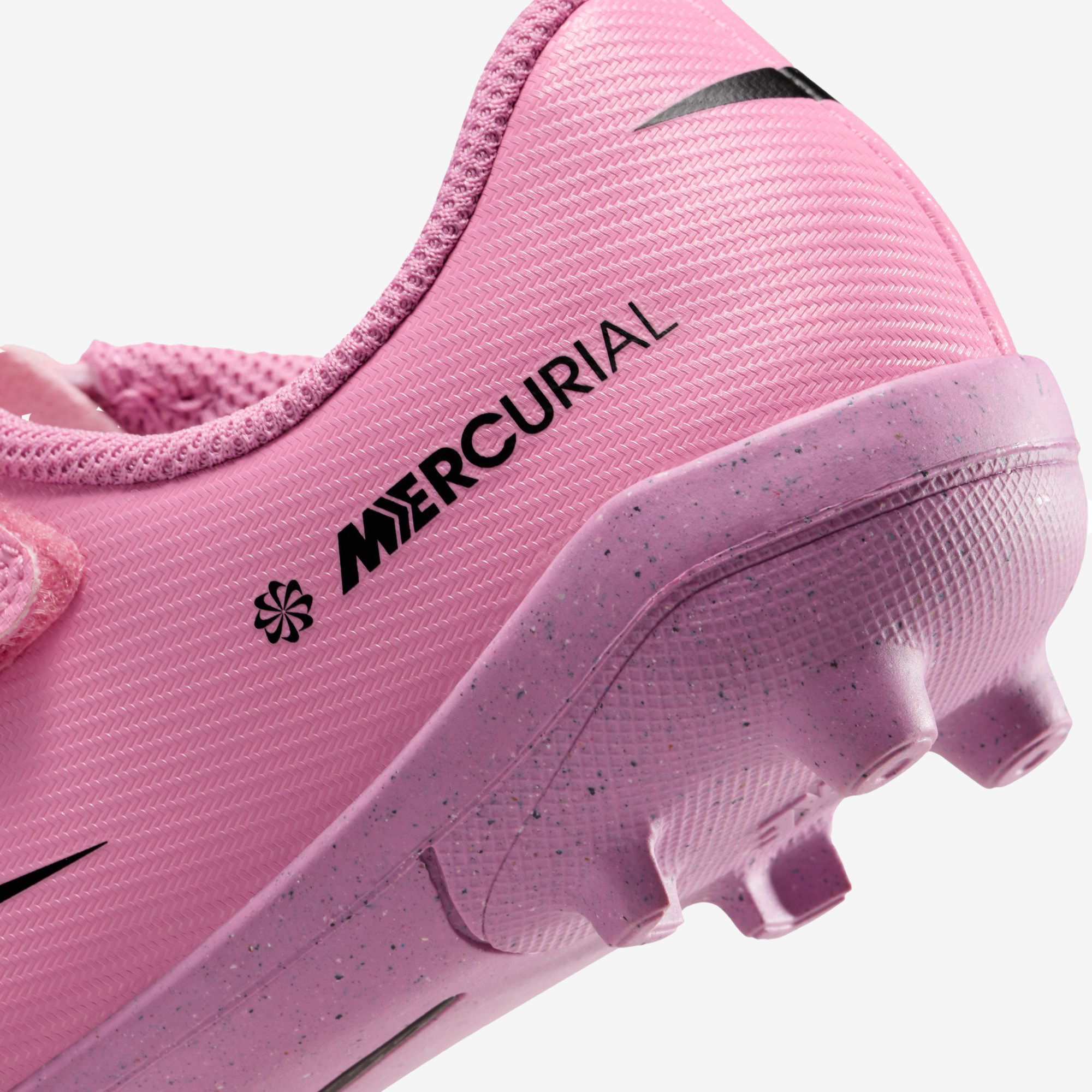 Nike Jr. Mercurial Vapor 16 Club Little Kids' Multi-Ground Low-Top Soccer Cleats