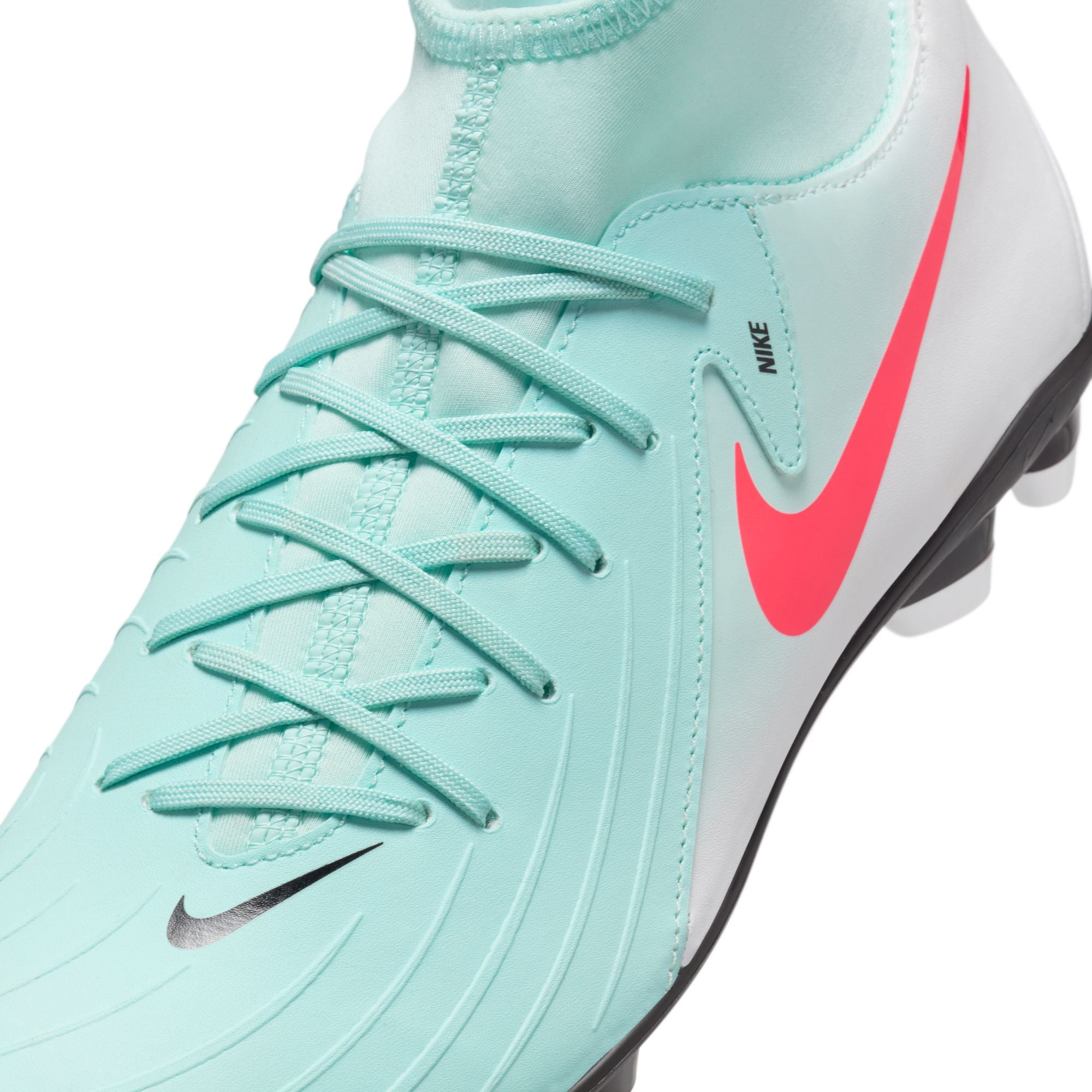 Nike Phantom Luna 2 Club Multi-Ground High-Top Soccer Cleats